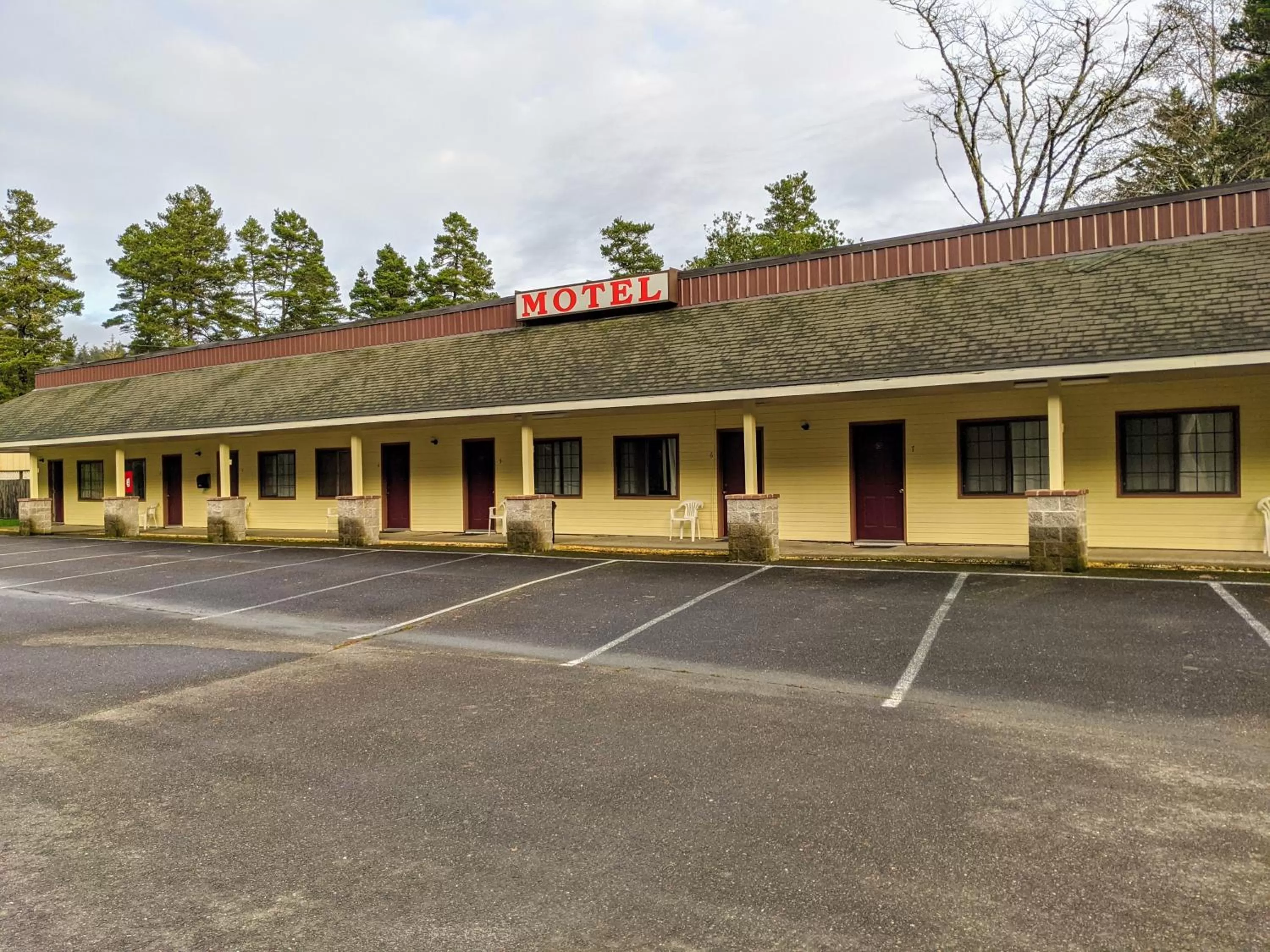 Property Building in Seadrift Motel & RV Park