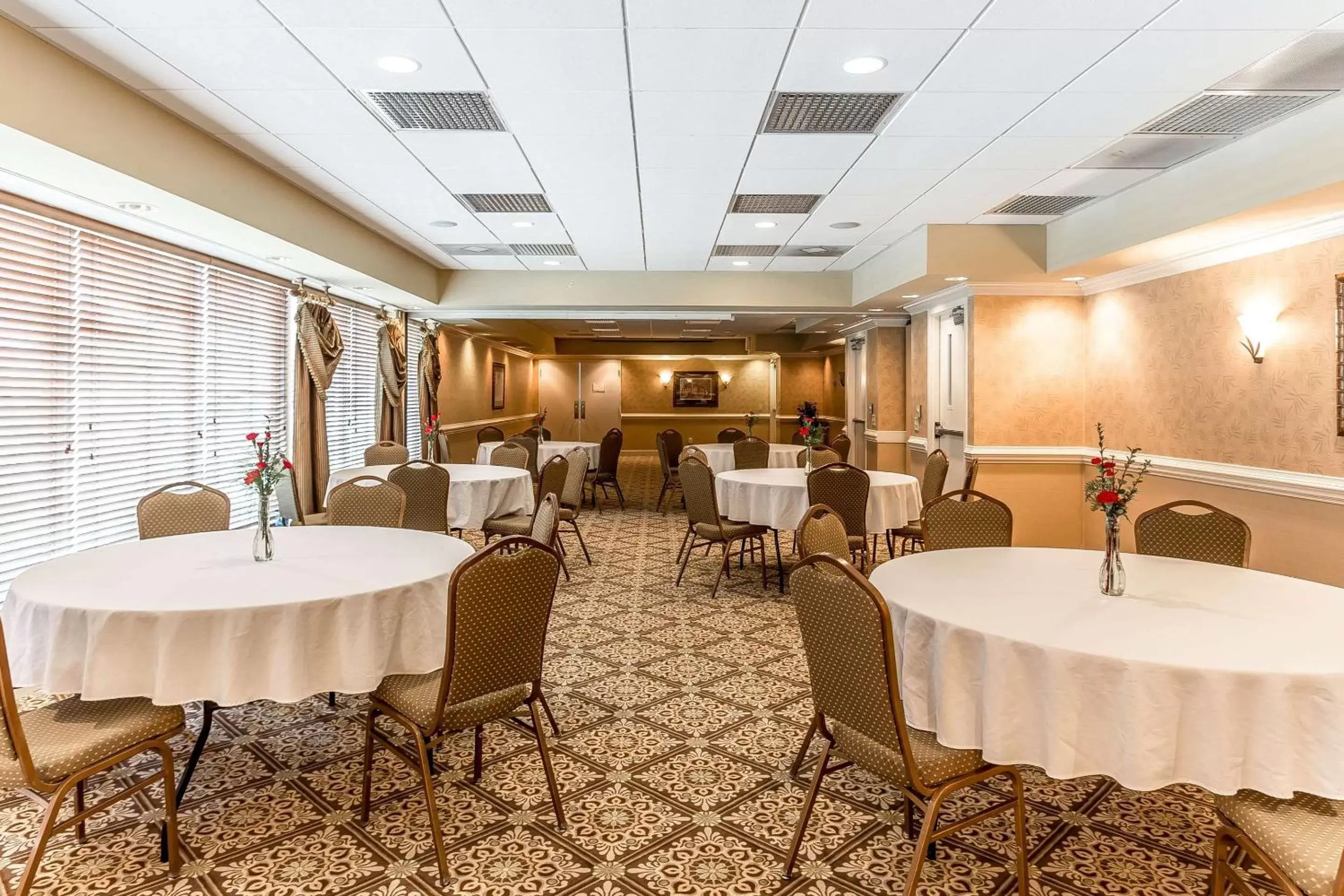 On site, Banquet Facilities in Quality Inn & Suites Georgetown