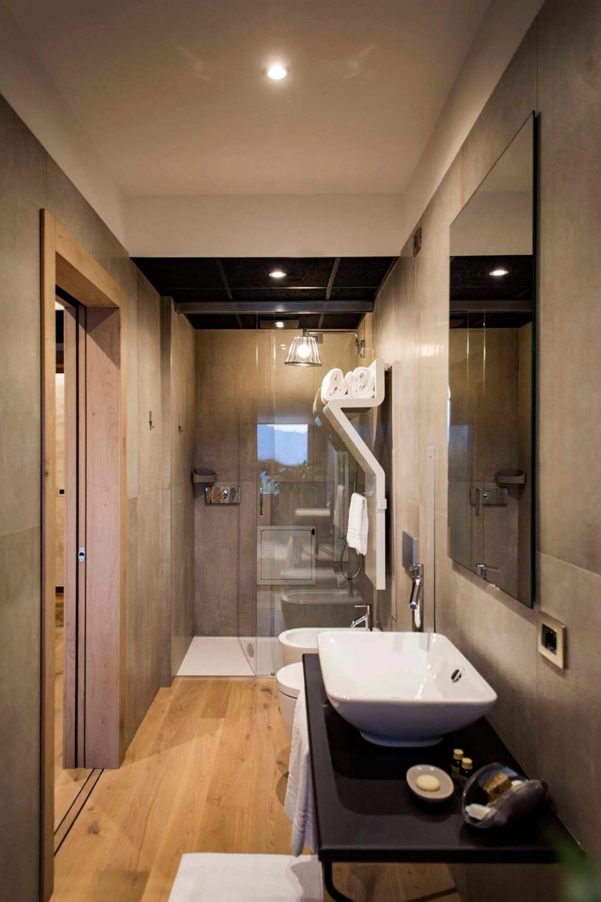 Shower in Hotel Ristorante La Rosina