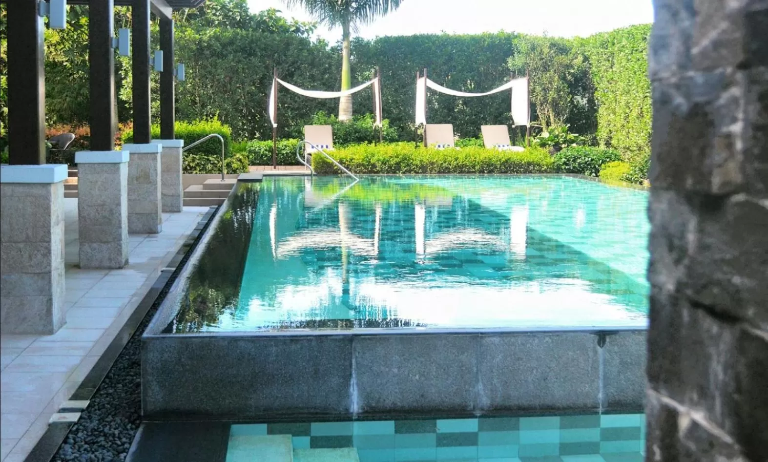 Swimming pool in Anya Resort Tagaytay
