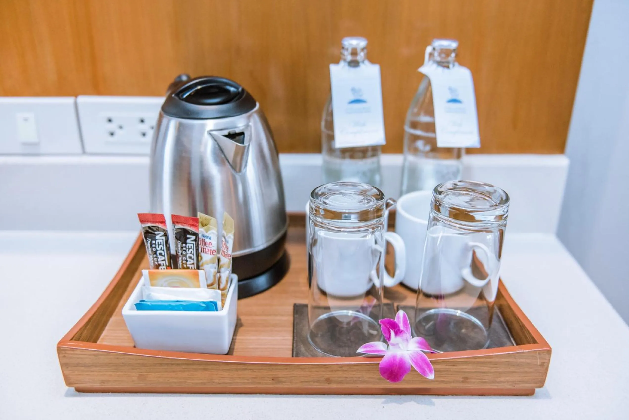 Coffee/tea facilities in ASHLEE Hub Hotel Patong