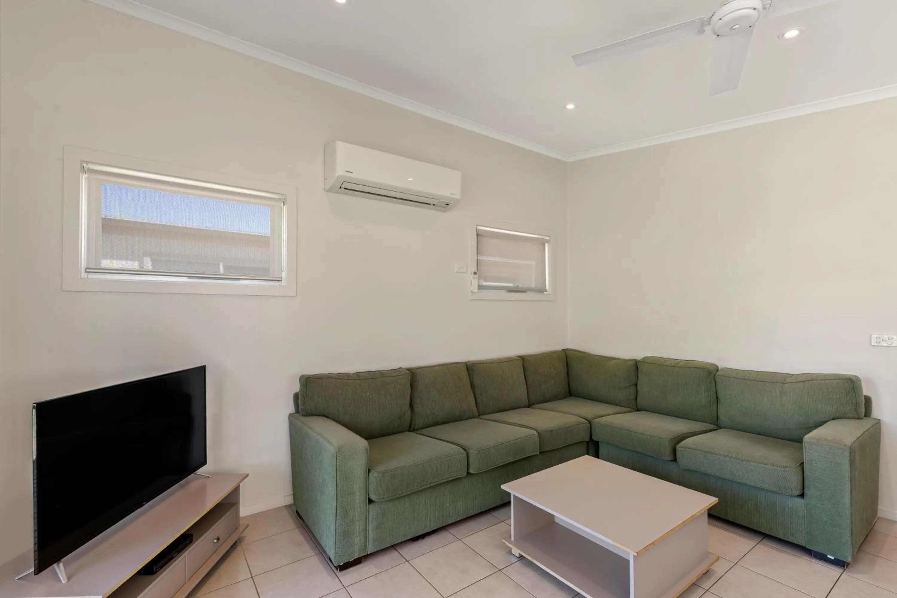 Living room in Discovery Parks - Maidens Inn Moama