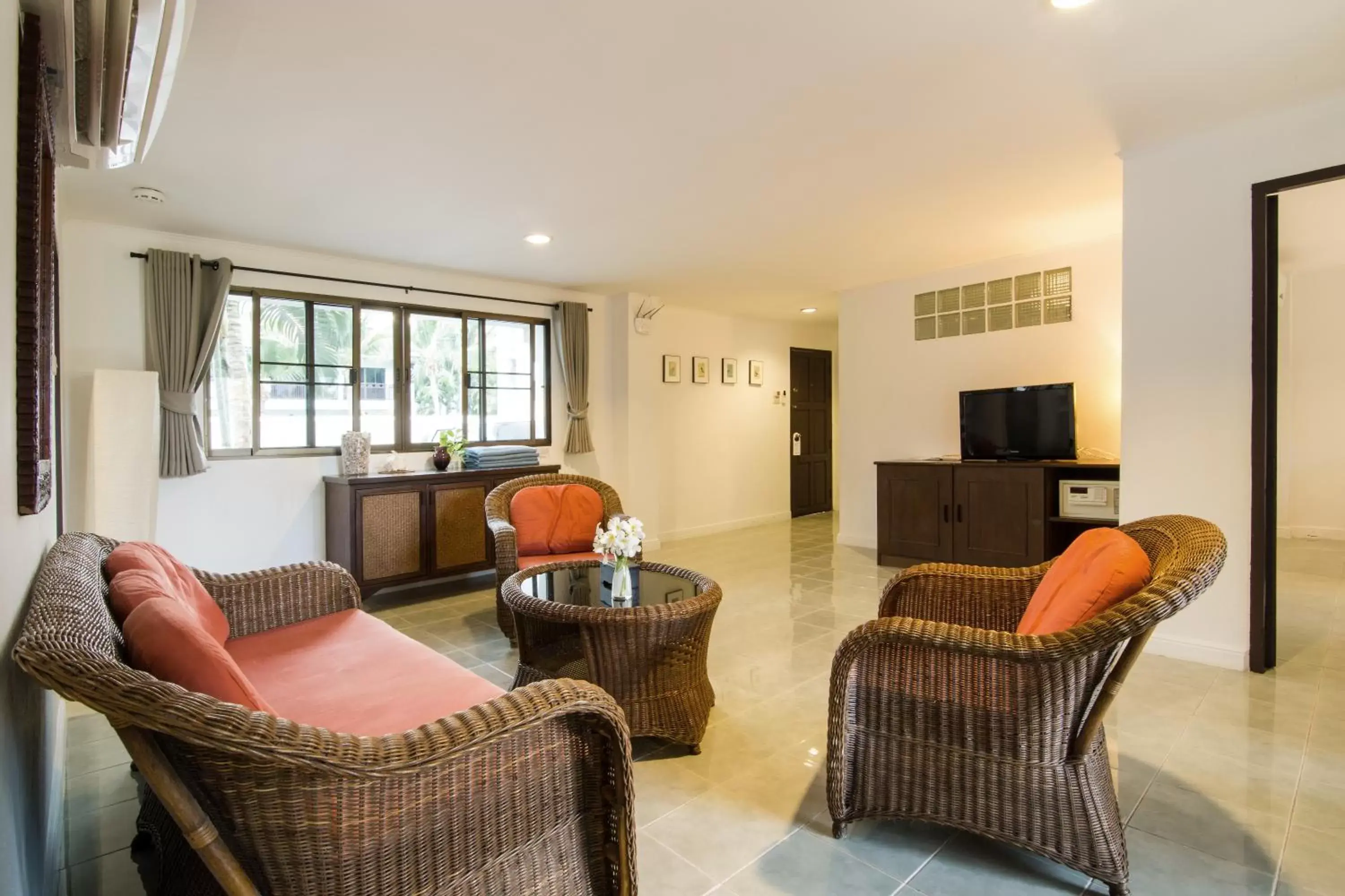 Living room, Seating Area in Dolphin Bay Beach Resort