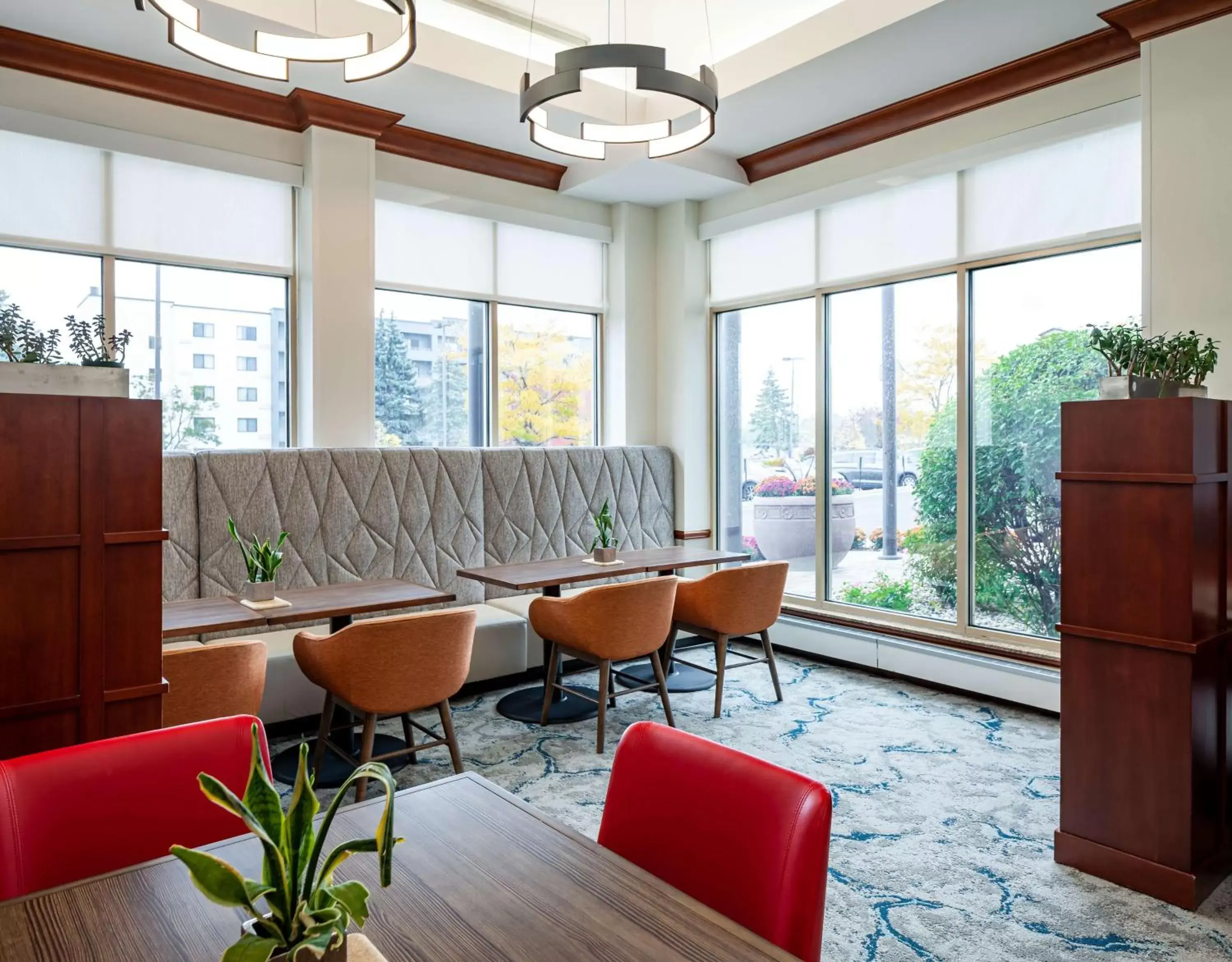 Lobby or reception in Hilton Garden Inn Chicago O'Hare Airport