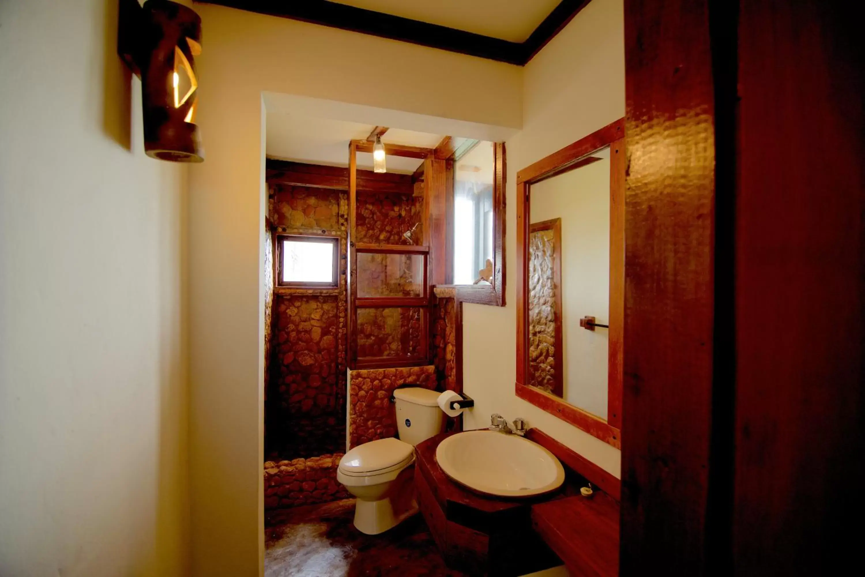 Bathroom in The Sea Cliff Hotel Resort & Spa