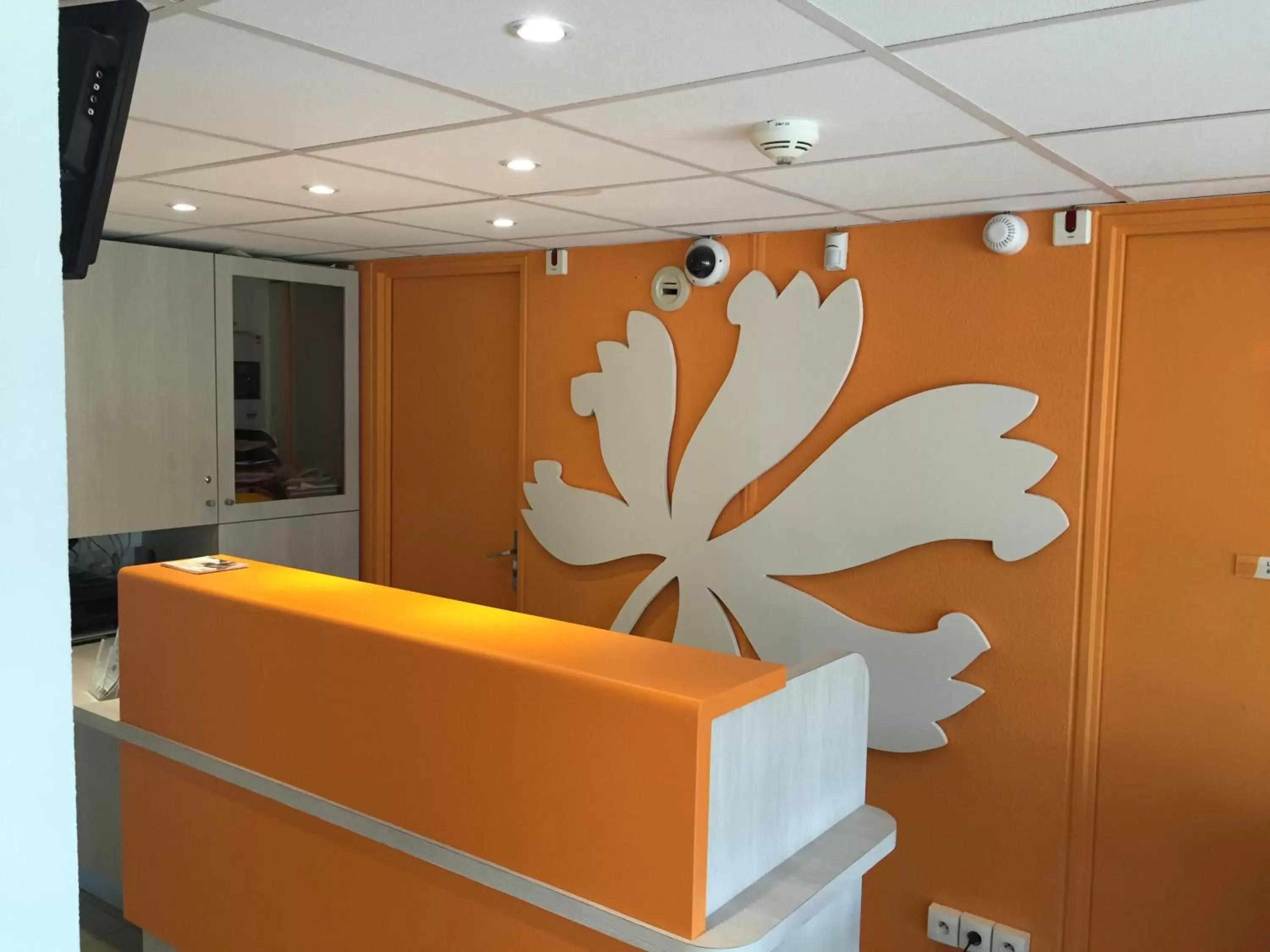 Lobby or reception, Lobby/Reception in Premiere Classe Toulouse Sud - Portet