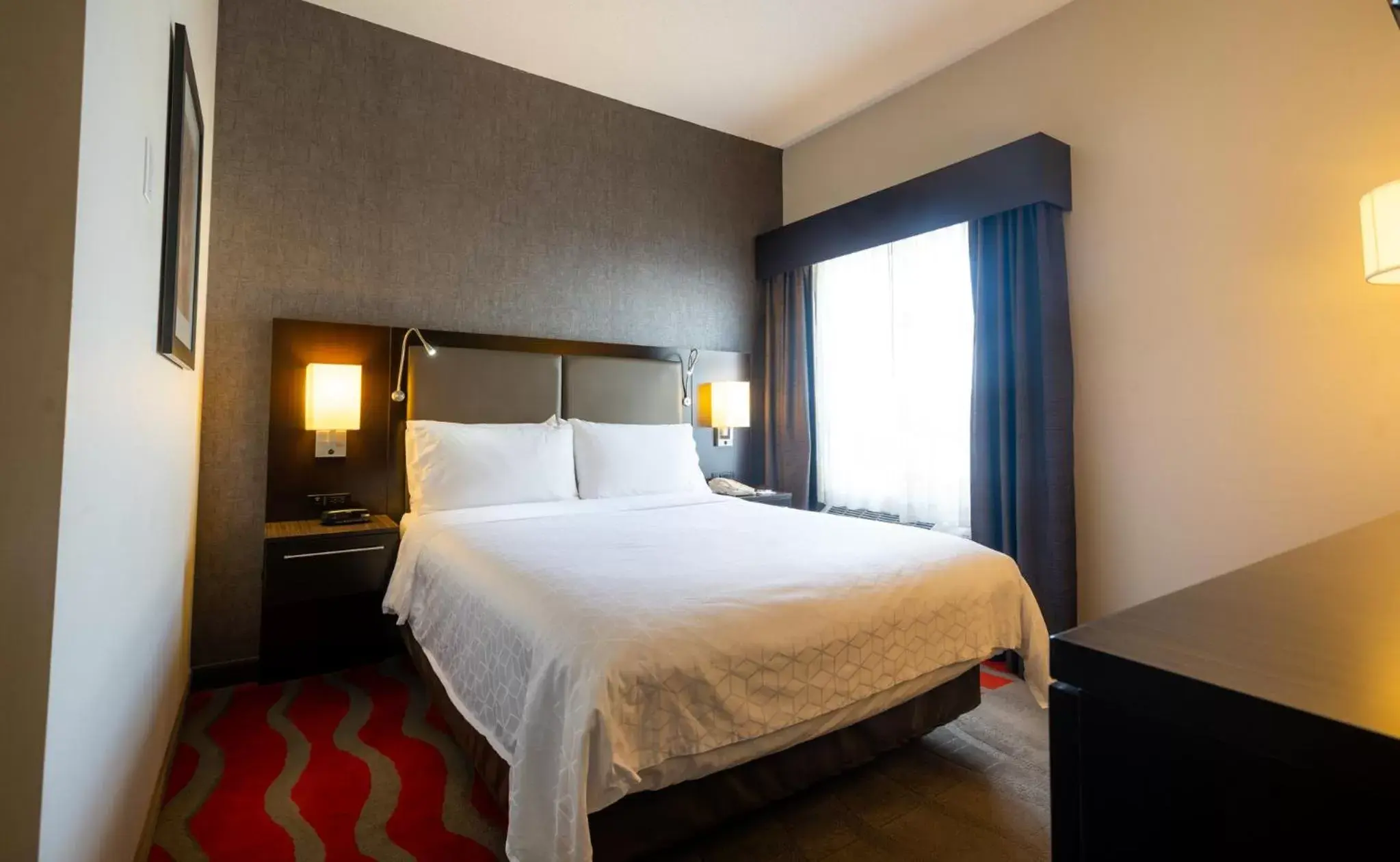 Bed in Holiday Inn Express Hotel & Suites - Edmonton International Airport, an IHG Hotel