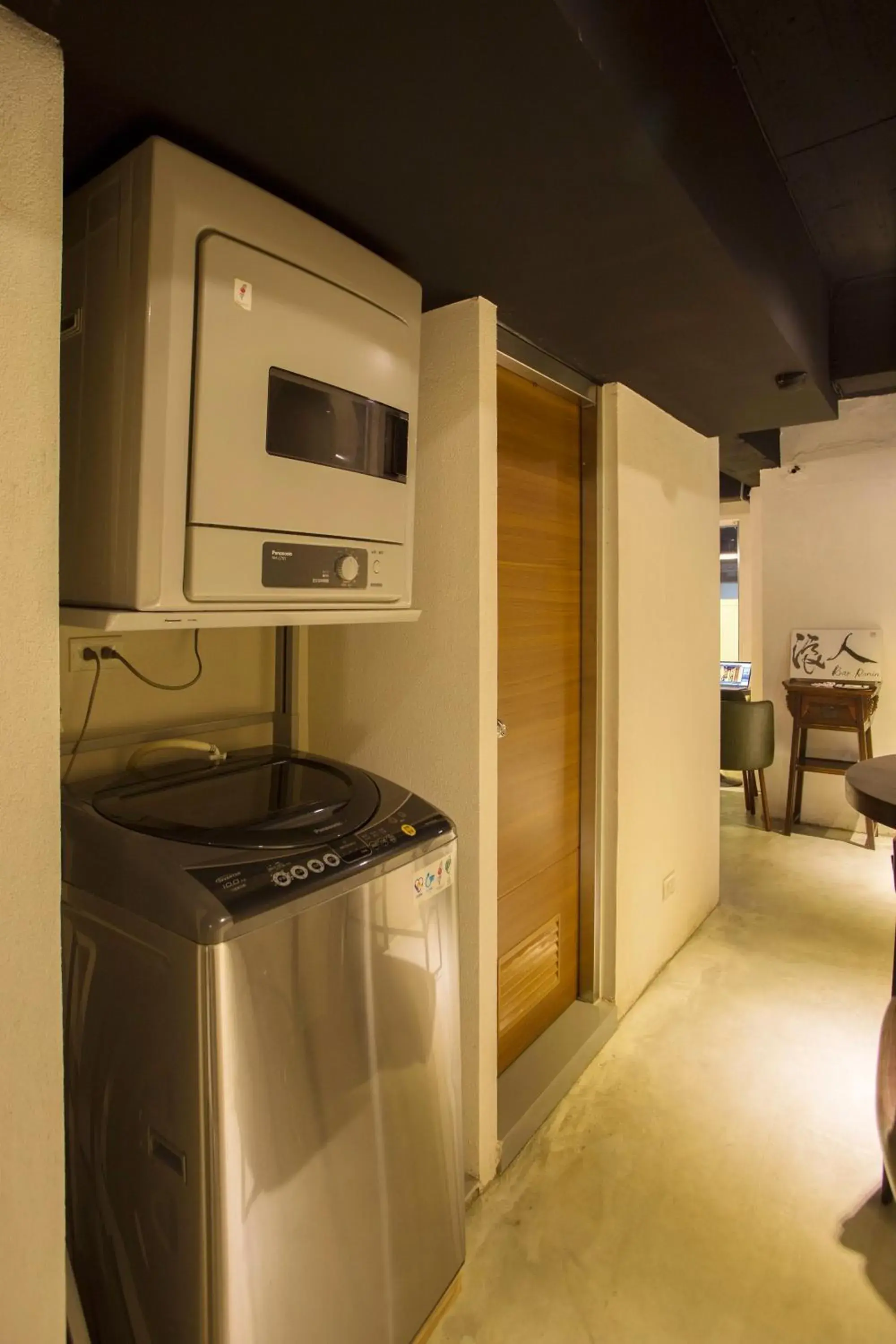 Kitchen/Kitchenette in Just Live Inn-Taipei Station