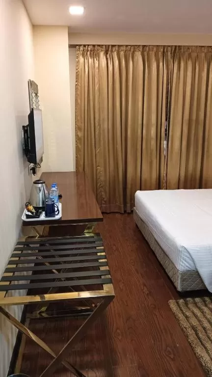 Bed in Layalee Grande Hotel Chennai