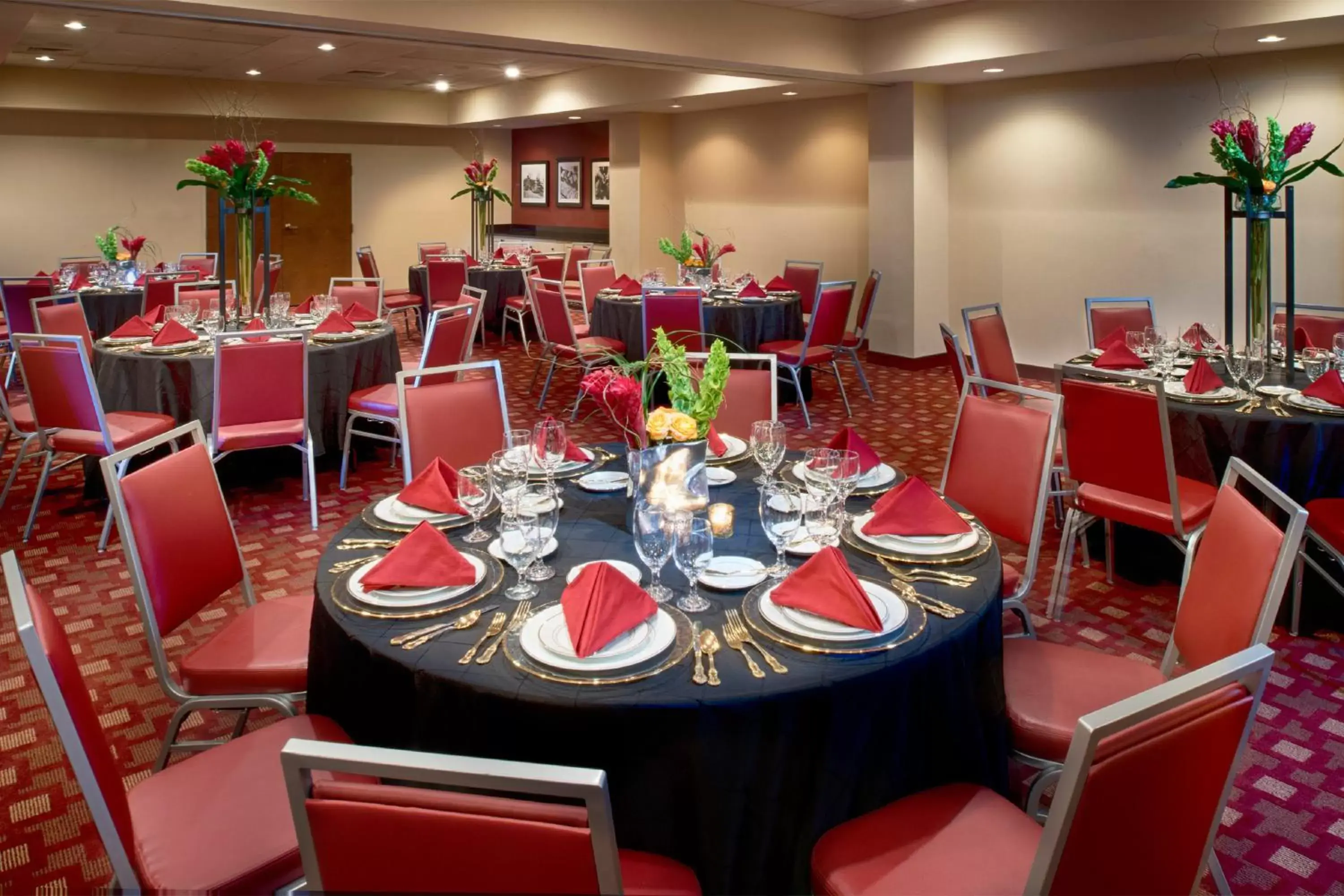 Meeting/conference room, Restaurant/Places to Eat in Four Points by Sheraton Memphis East