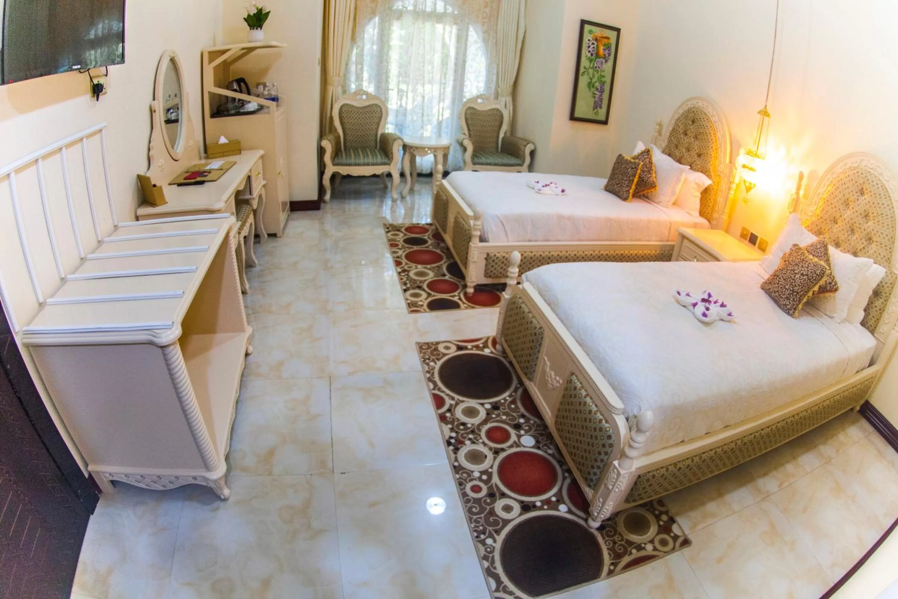 Photo of the whole room, Bed in Madinat Al Bahr Business & Spa Hotel