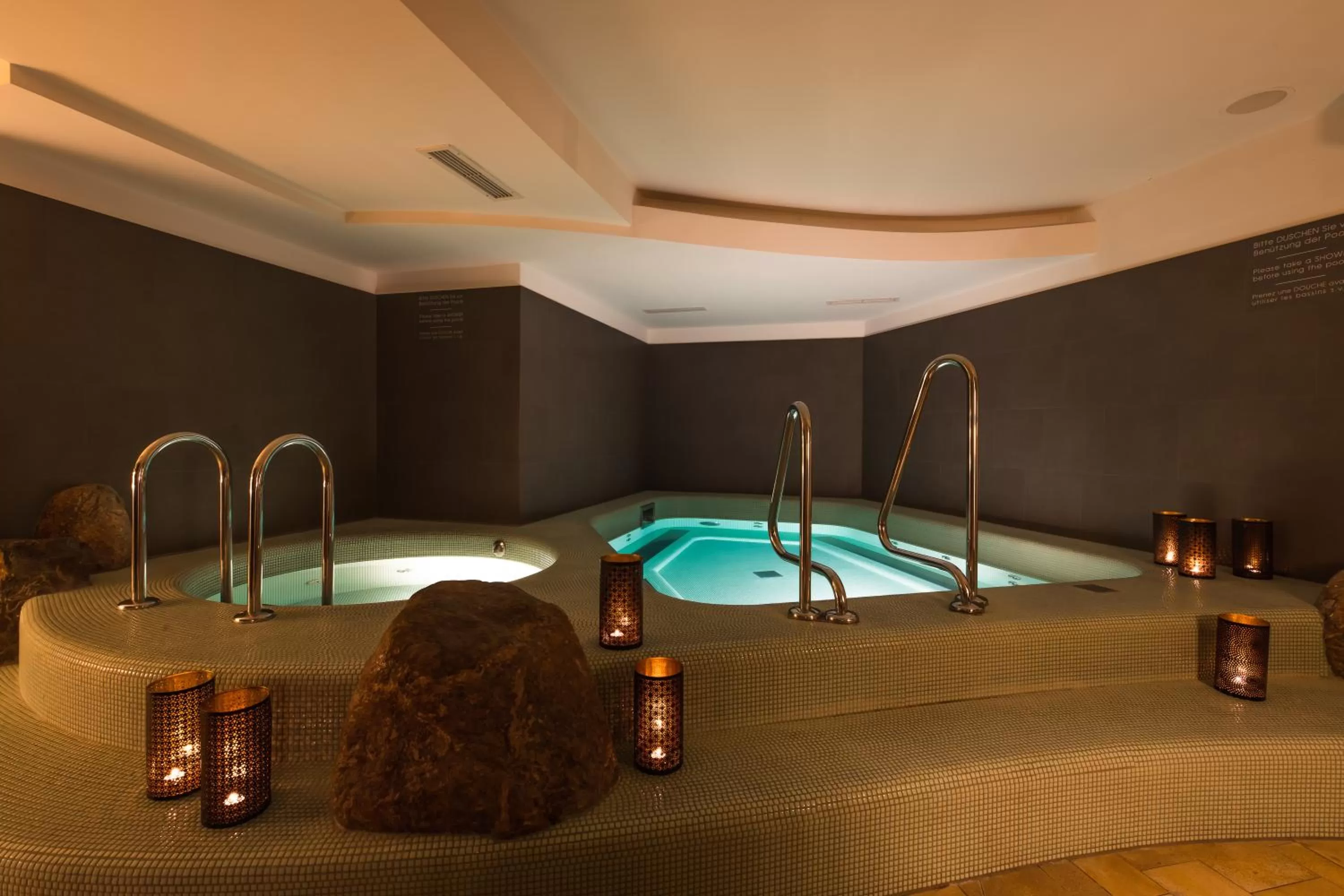 Hot Tub in TheResi Appartements