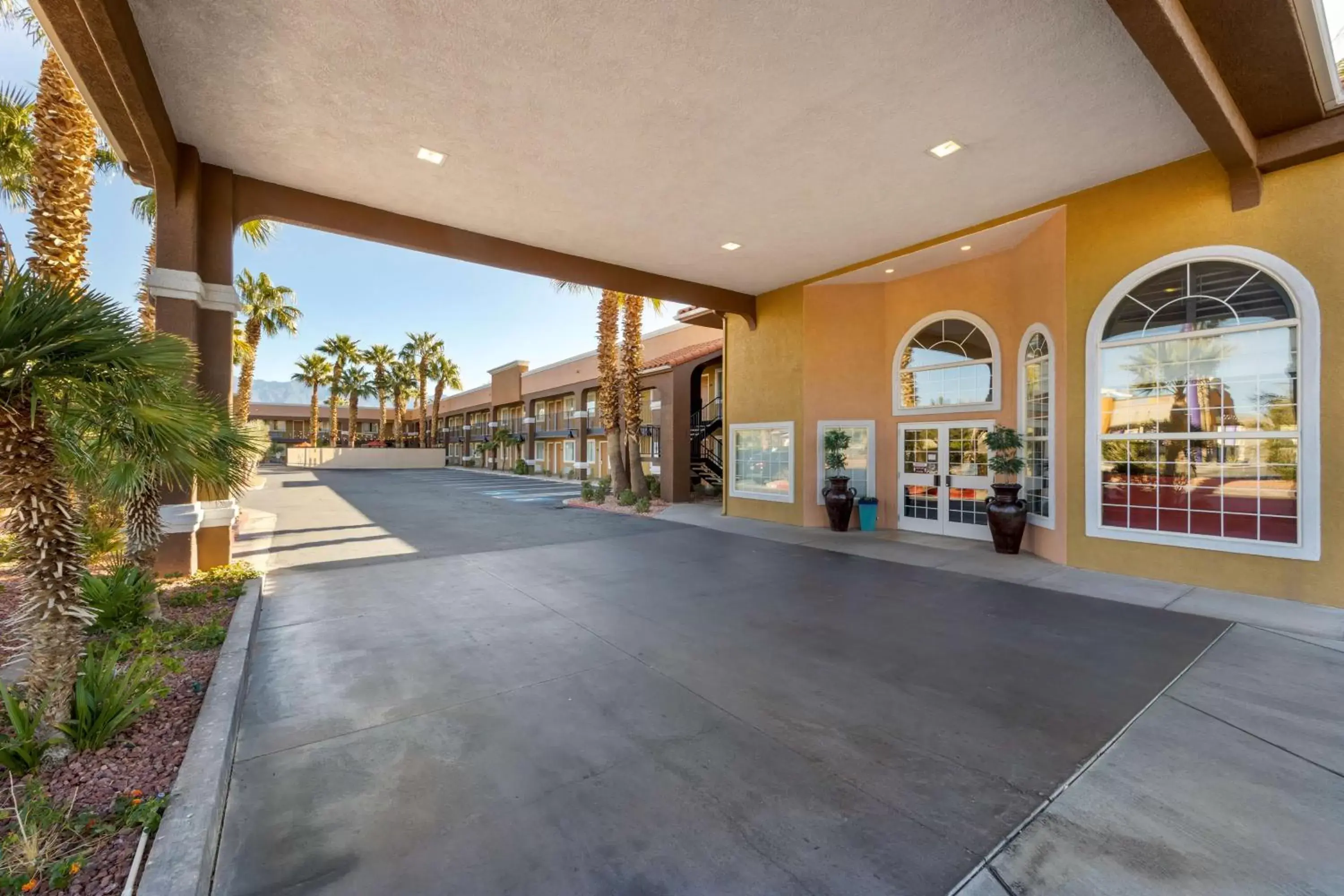 Property building in Best Western Mesquite Inn