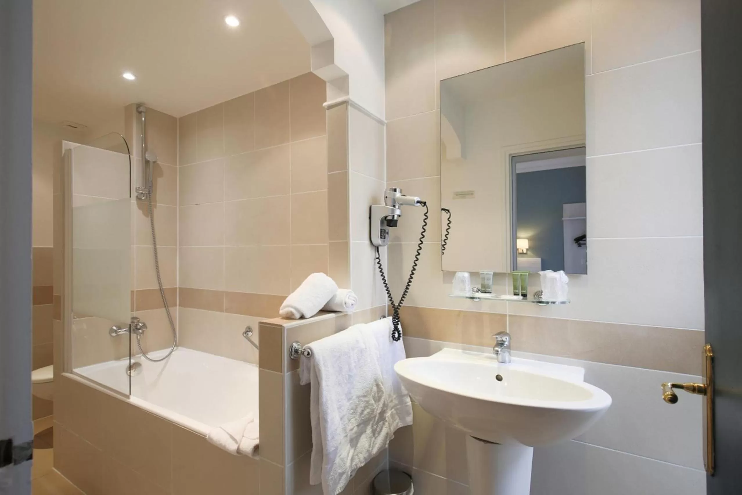 Grand Hôtel Des Gobelins