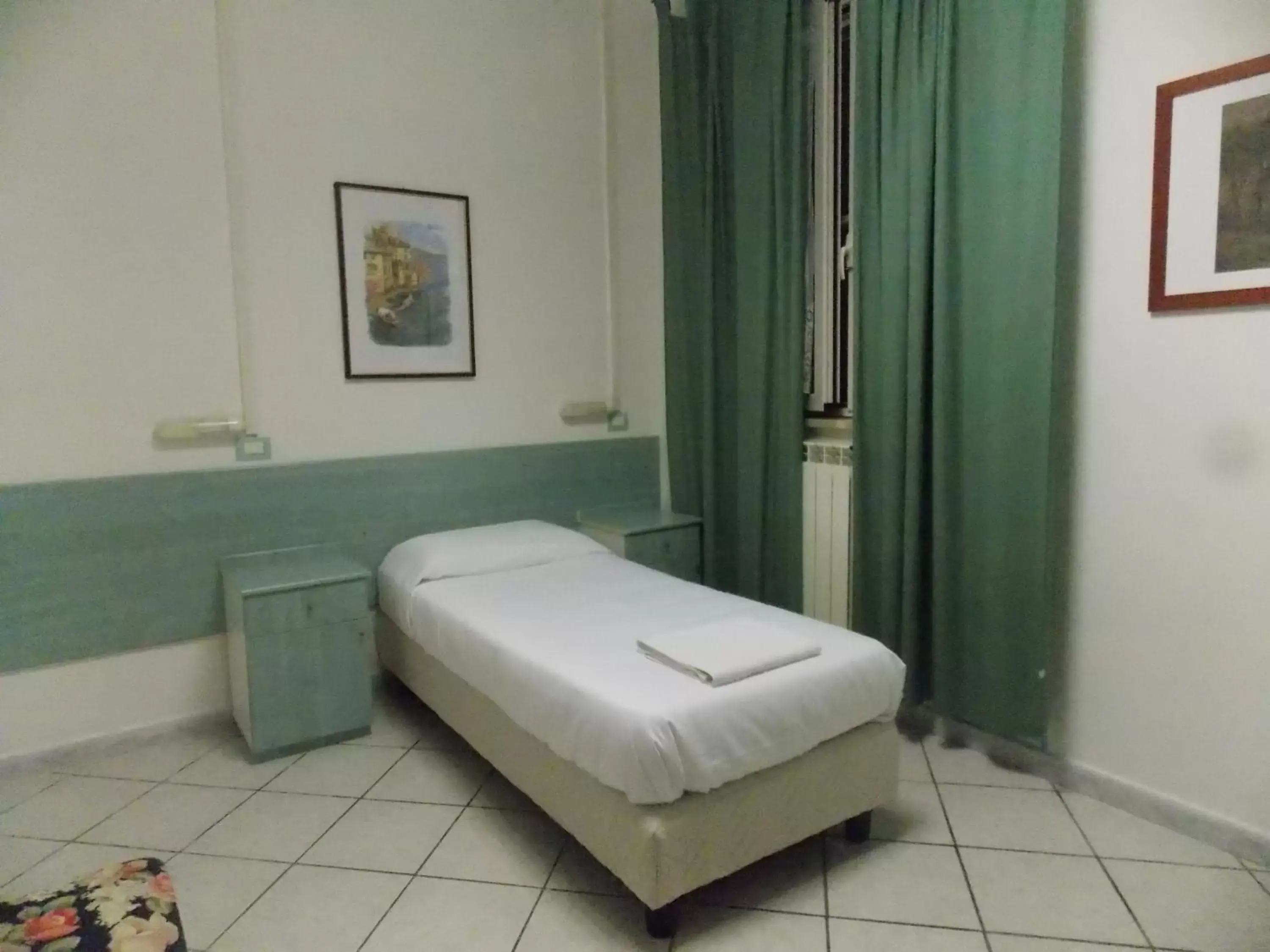 Bed in Hotel Villa dei Butteri - Aprilia