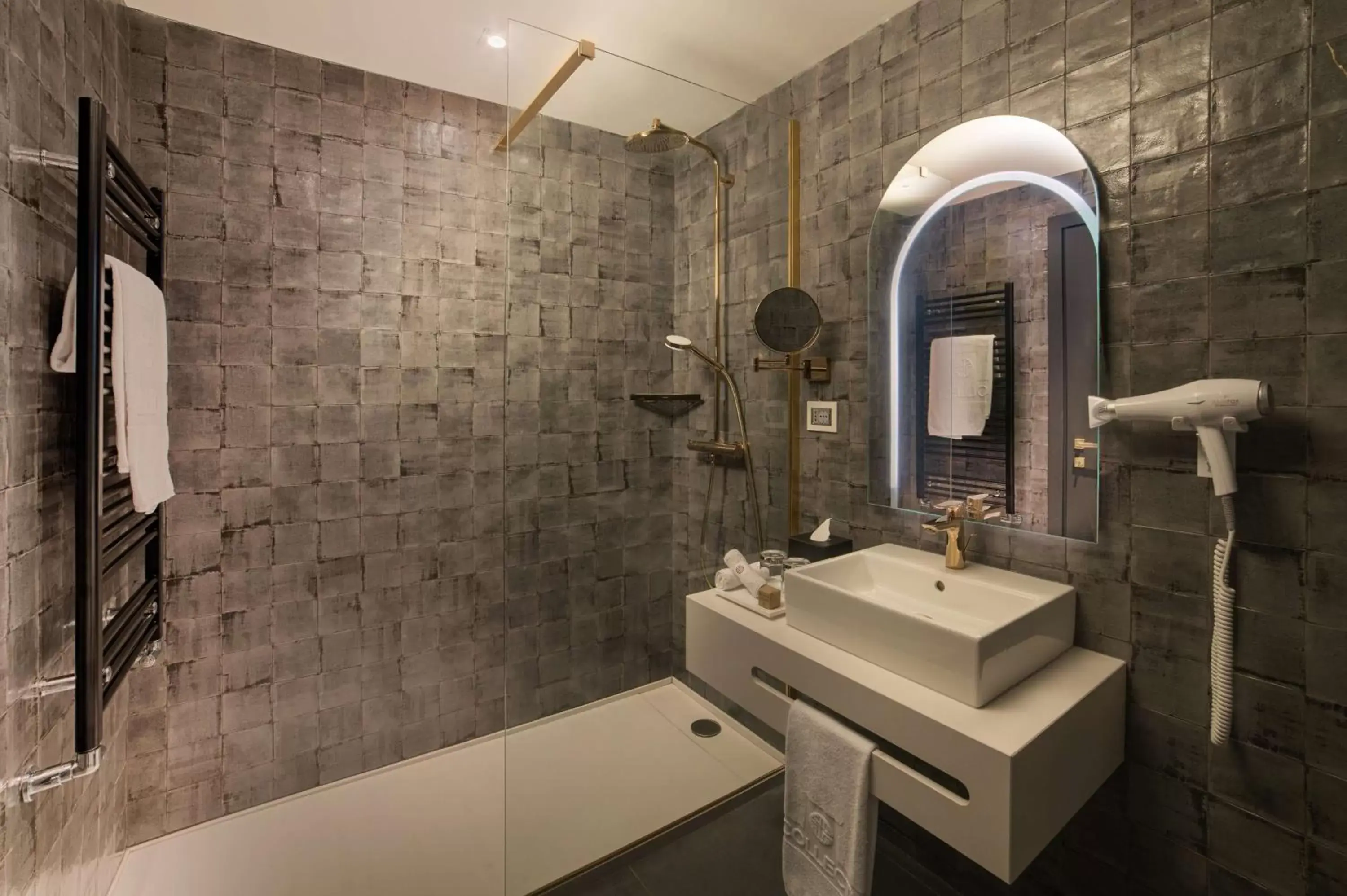 Bathroom in NH Collection Roma Vittorio Veneto
