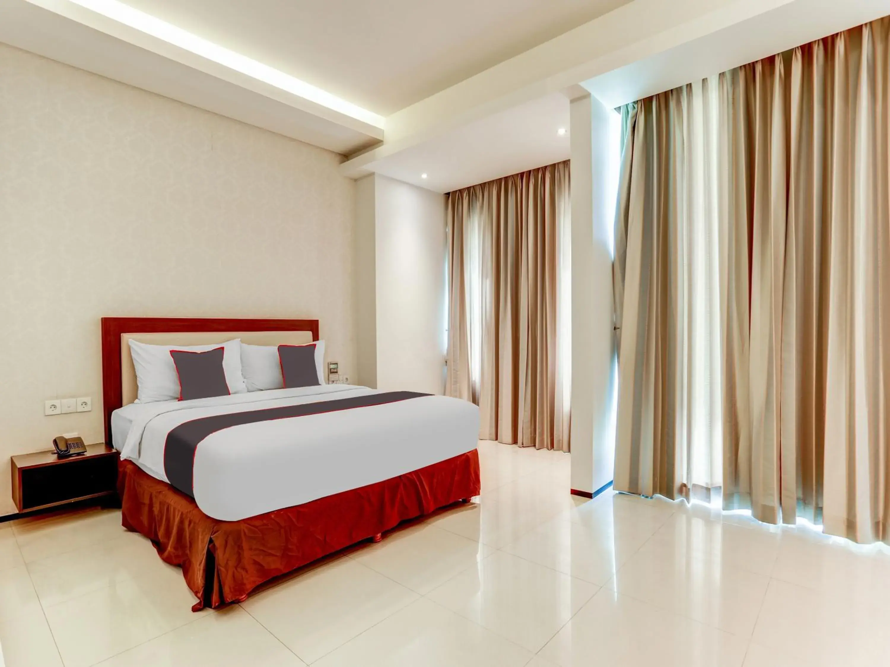 Bedroom, Bed in Super OYO Collection O 91189 Premium Legian