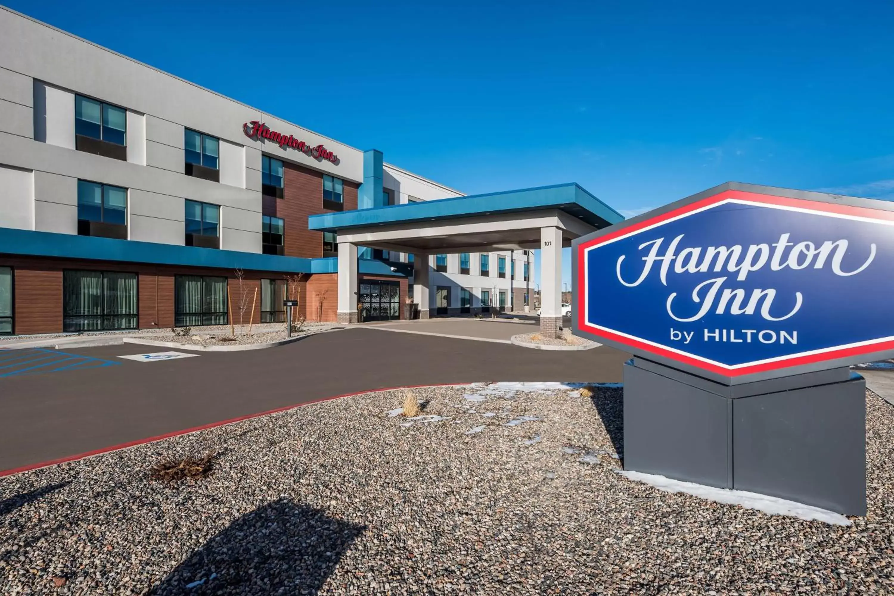 Property Building in Hampton Inn By Hilton Williams