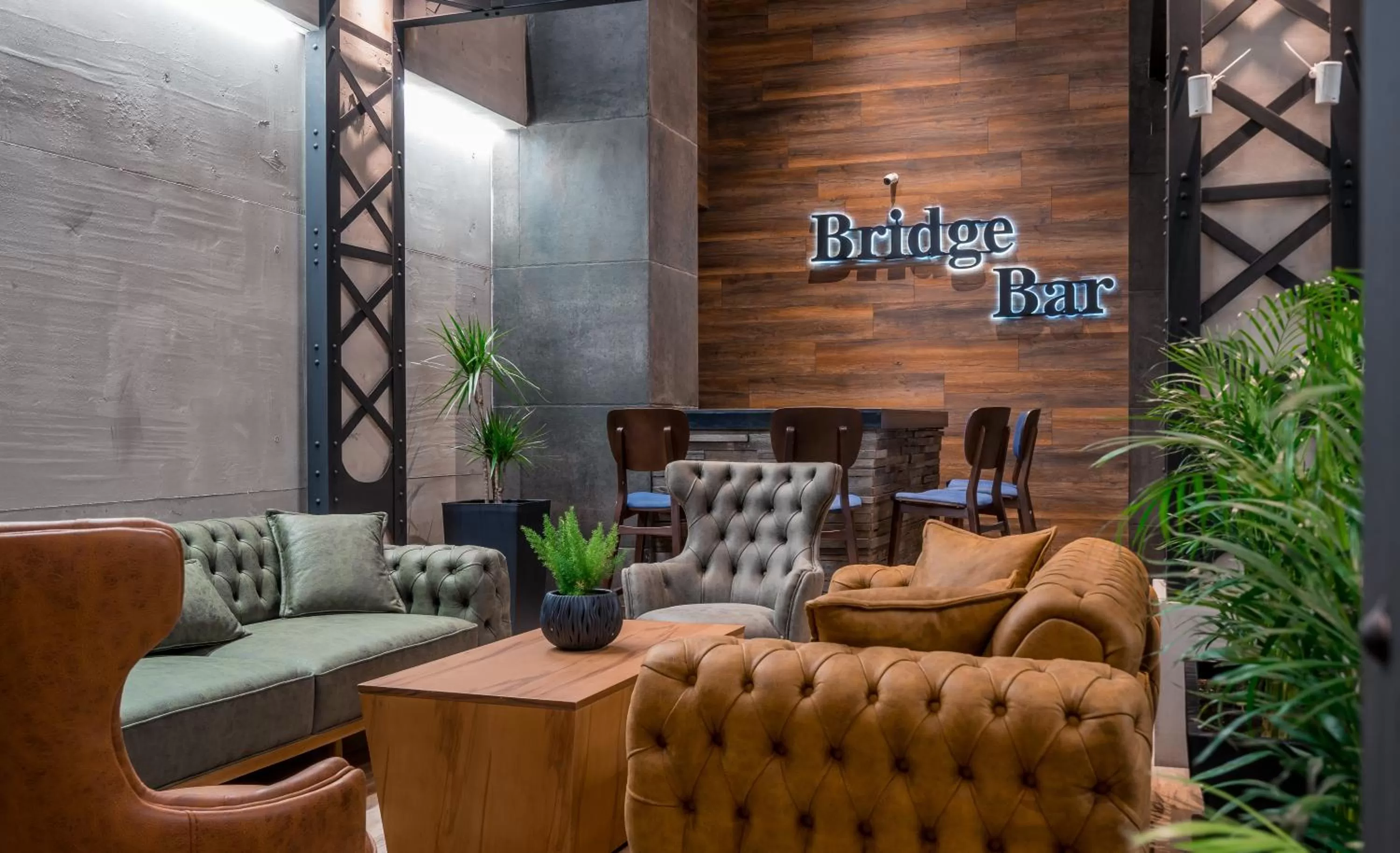 Lobby or reception in Bridge Hotel