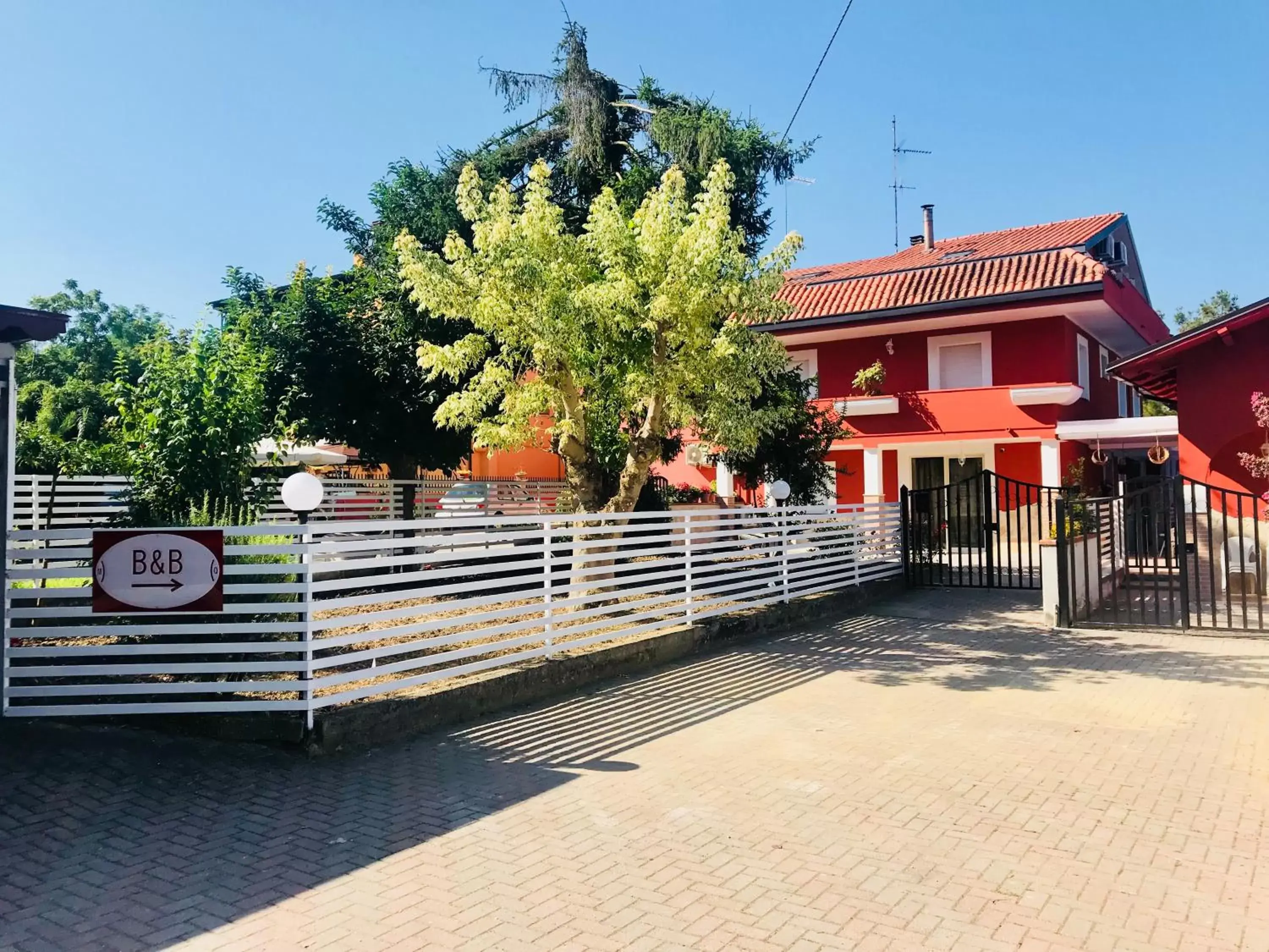 Property Building in B&B Red Village