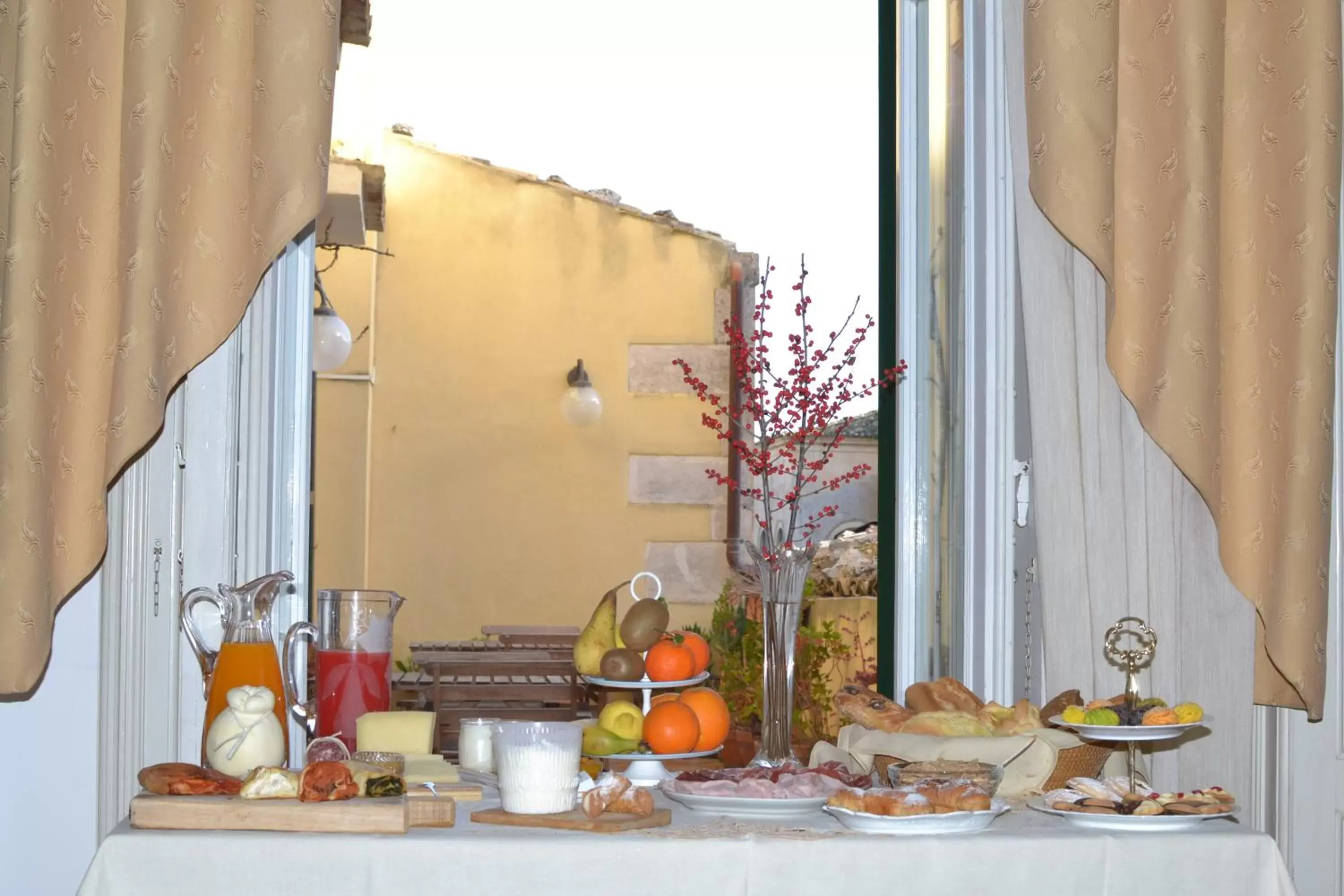 Balcony/Terrace, Breakfast in Risveglio Ibleo