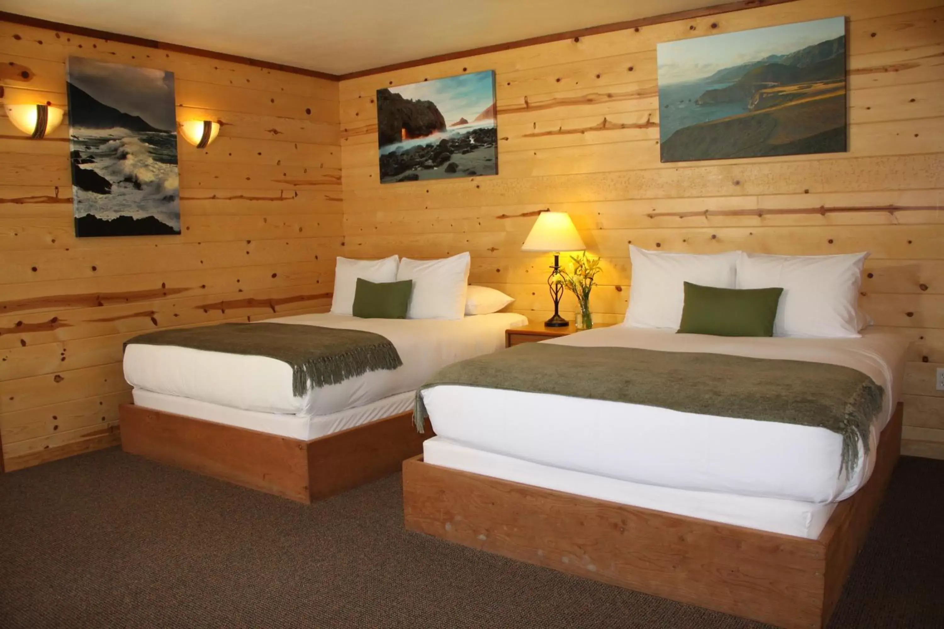 Queen Room with Two Queen Beds in Big Sur River Inn