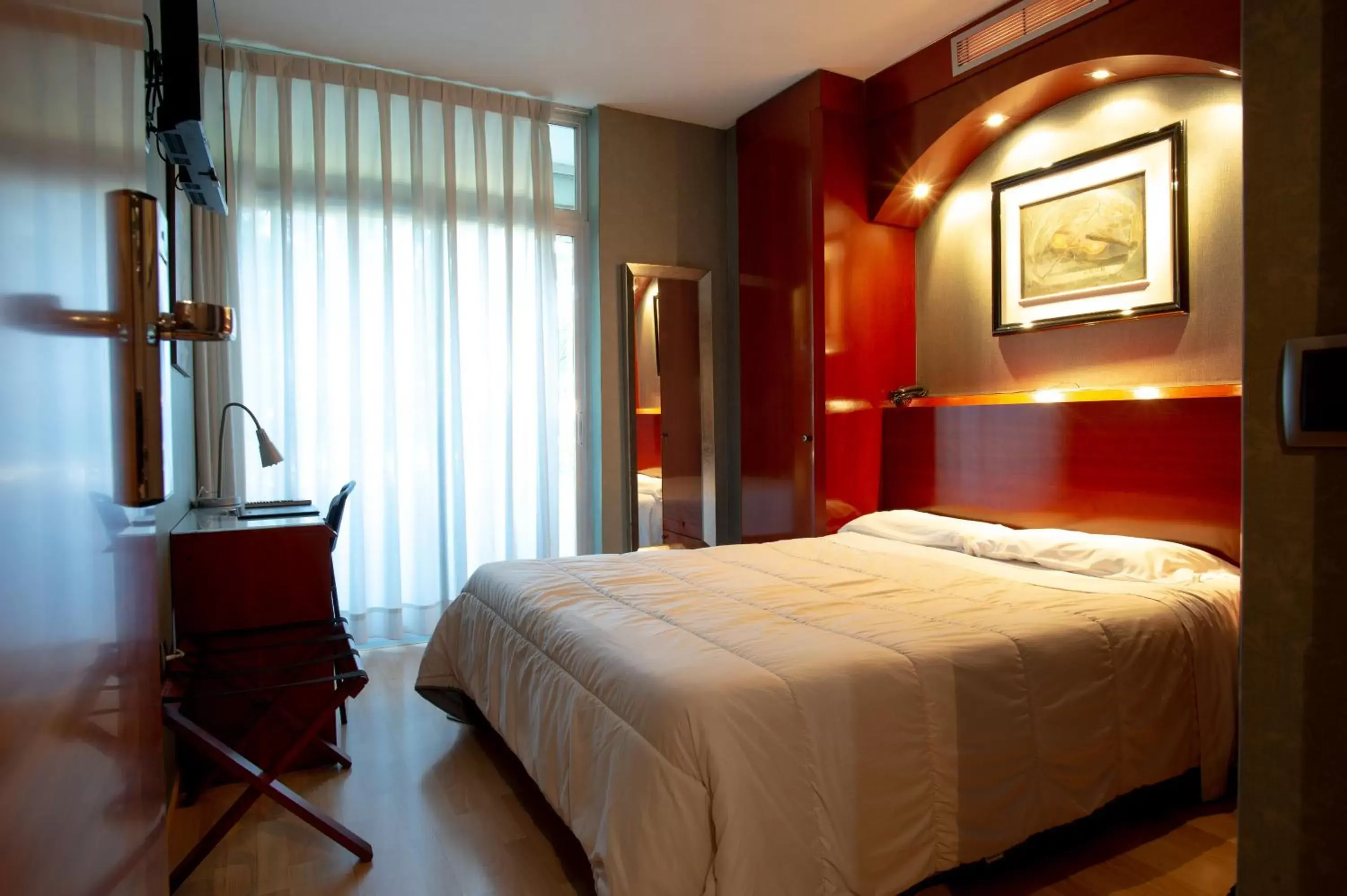 Bed in Hotel Villa de Barajas
