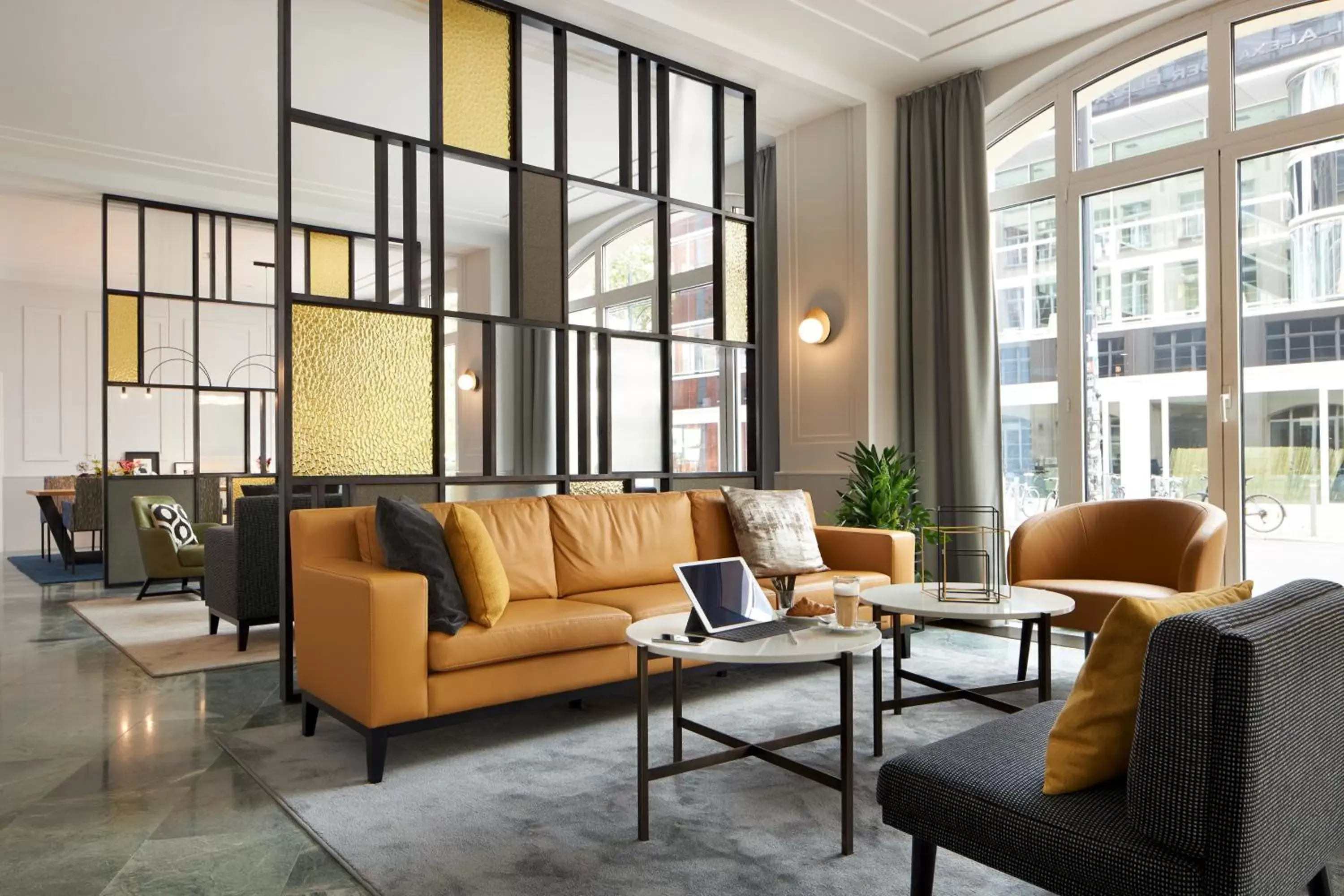 Lounge or bar in Classik Hotel Alexander Plaza Lounge or bar in Classik Hotel Alexander Plaza