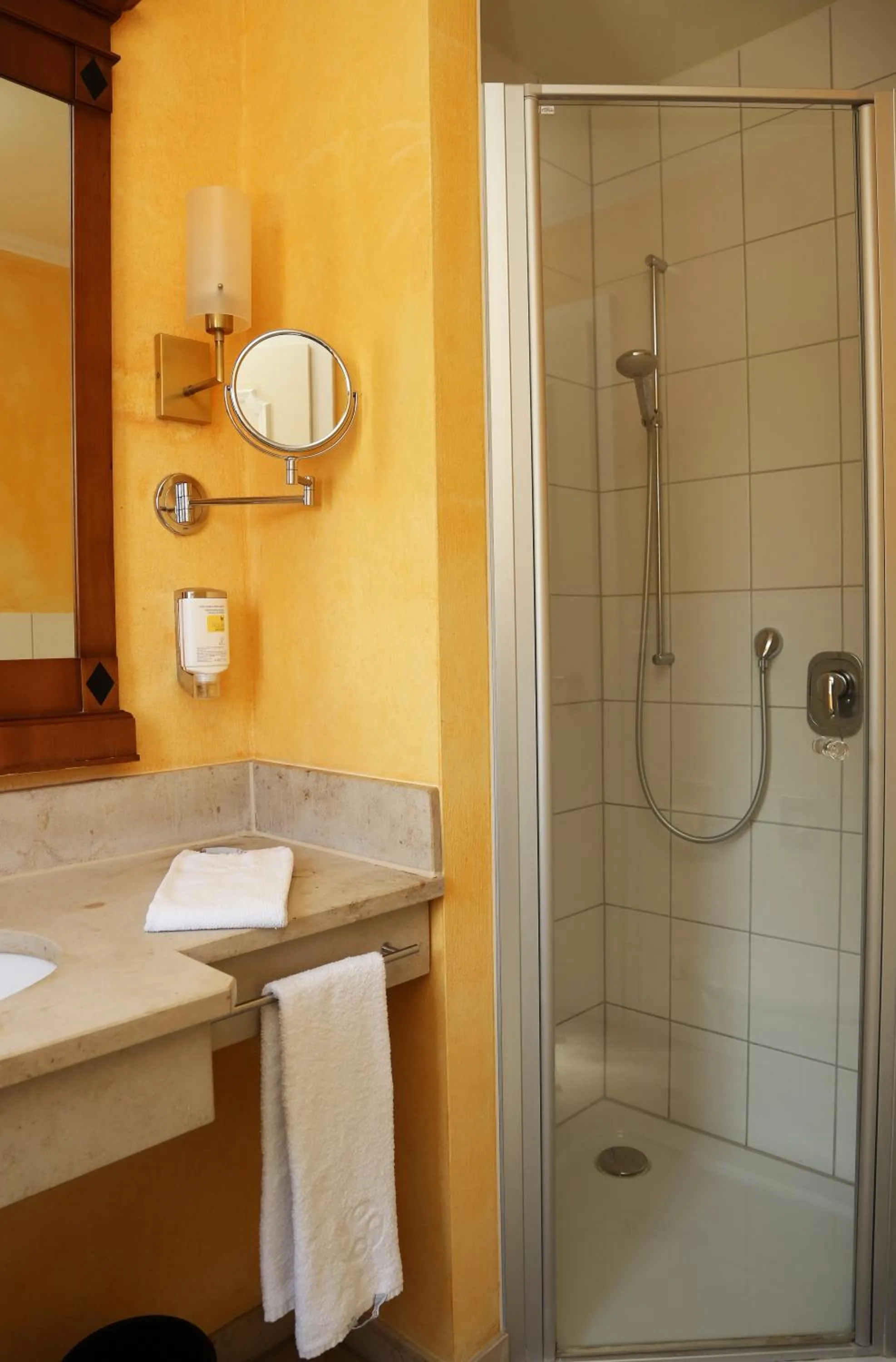 Bathroom in Stadthotel Herzog Ludwig