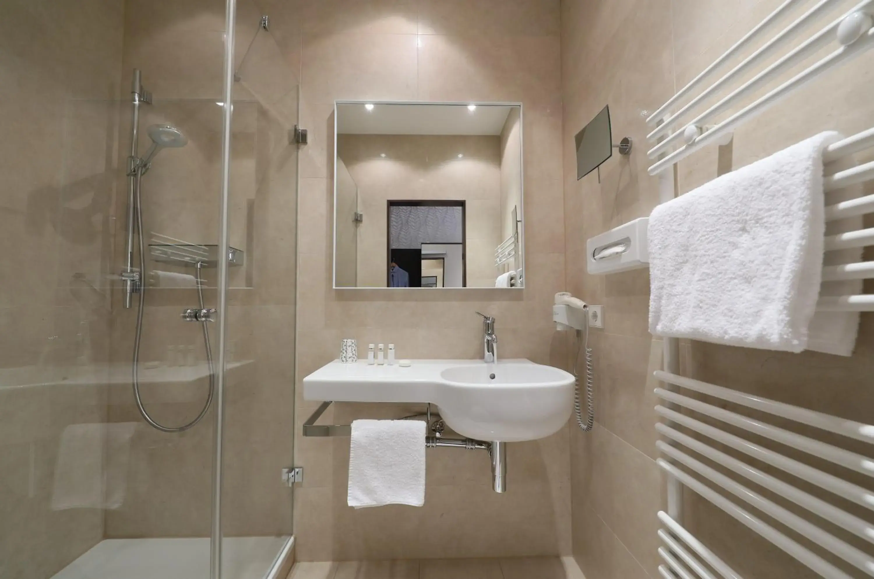 Grand Single Room in MOMA1890 Boutique Hotel Grand Single Room in MOMA1890 Boutique Hotel