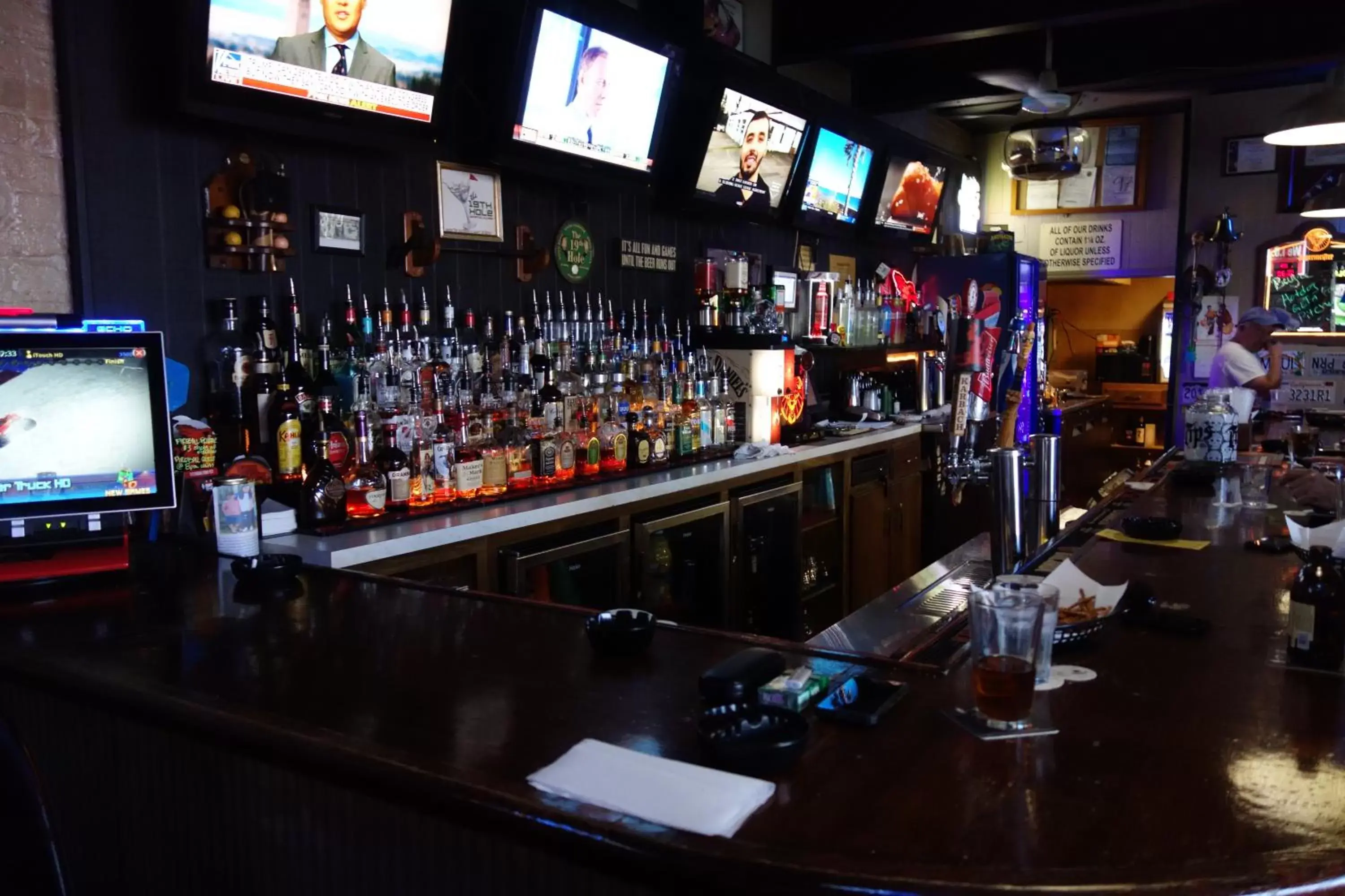 Property building in VIP Inn and Suites Property building in VIP Inn and Suites