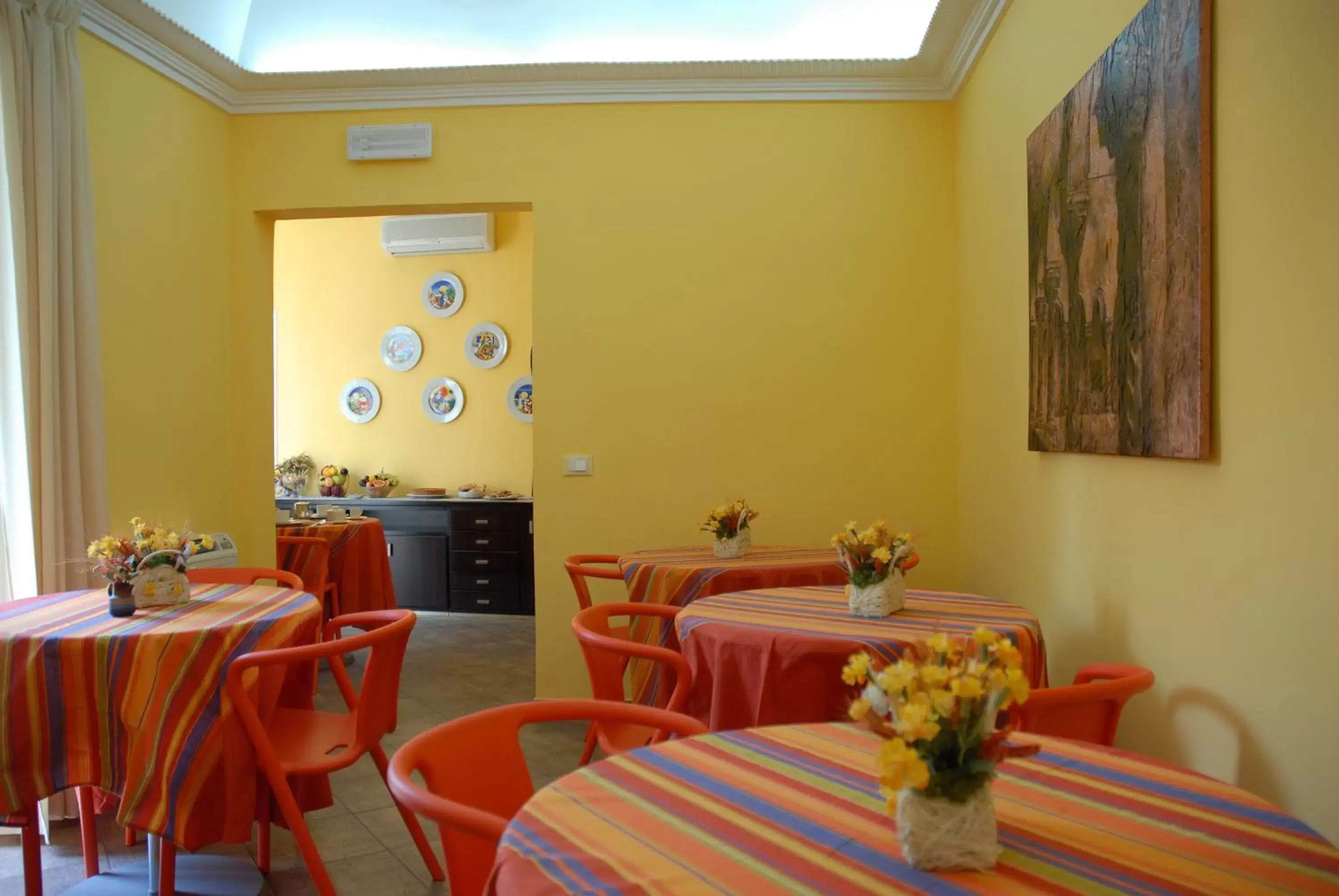 Living room, Restaurant/Places to Eat in Le Cinque Luci