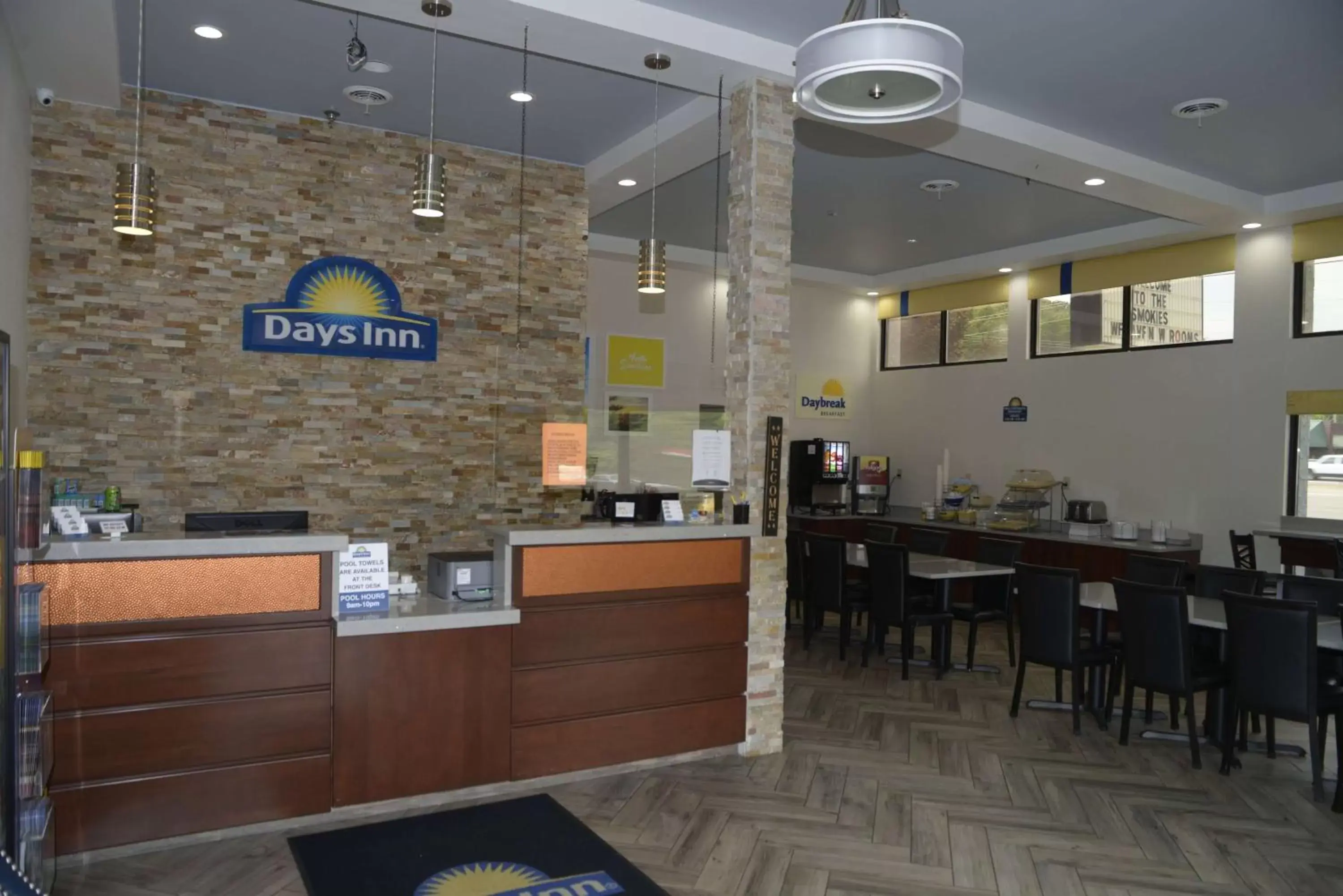 Lobby or reception in Days Inn by Wyndham Kodak/Sevierville Intrstate SmokeyMntns Lobby or reception in Days Inn by Wyndham Kodak/Sevierville Intrstate SmokeyMntns