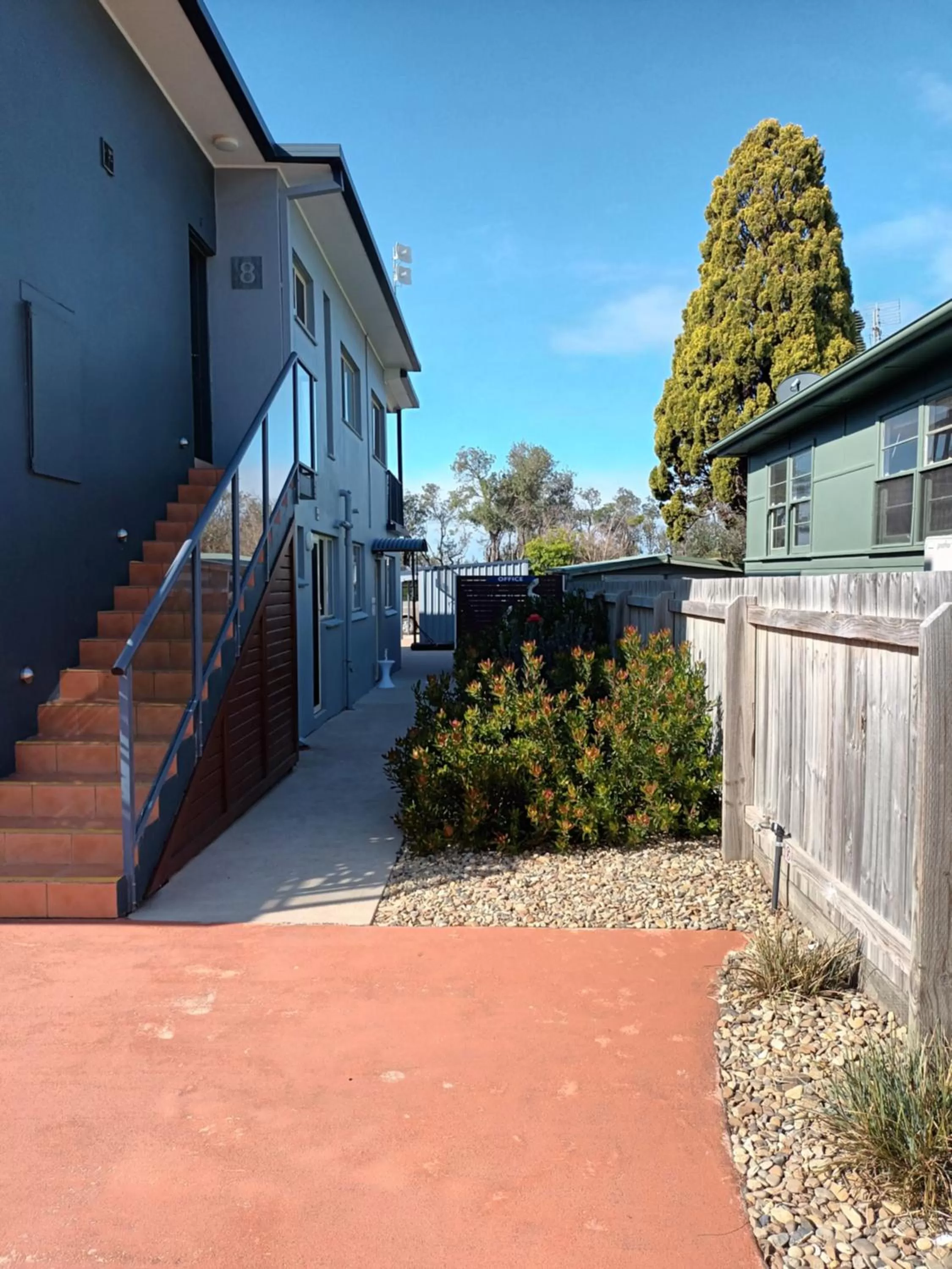 Grandeur Holiday Units