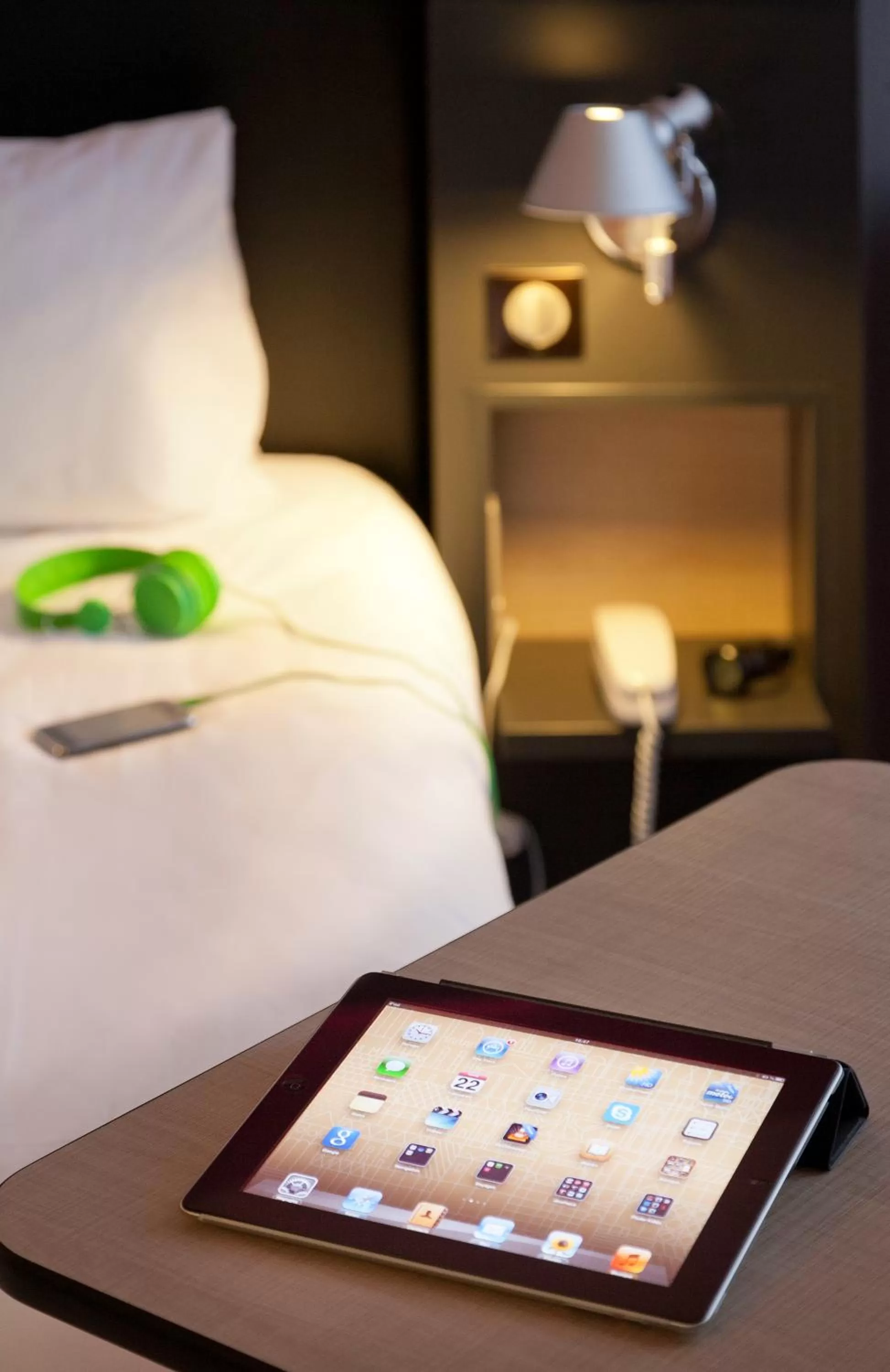 Bedroom, Bed in ibis Styles Roanne Centre Gare