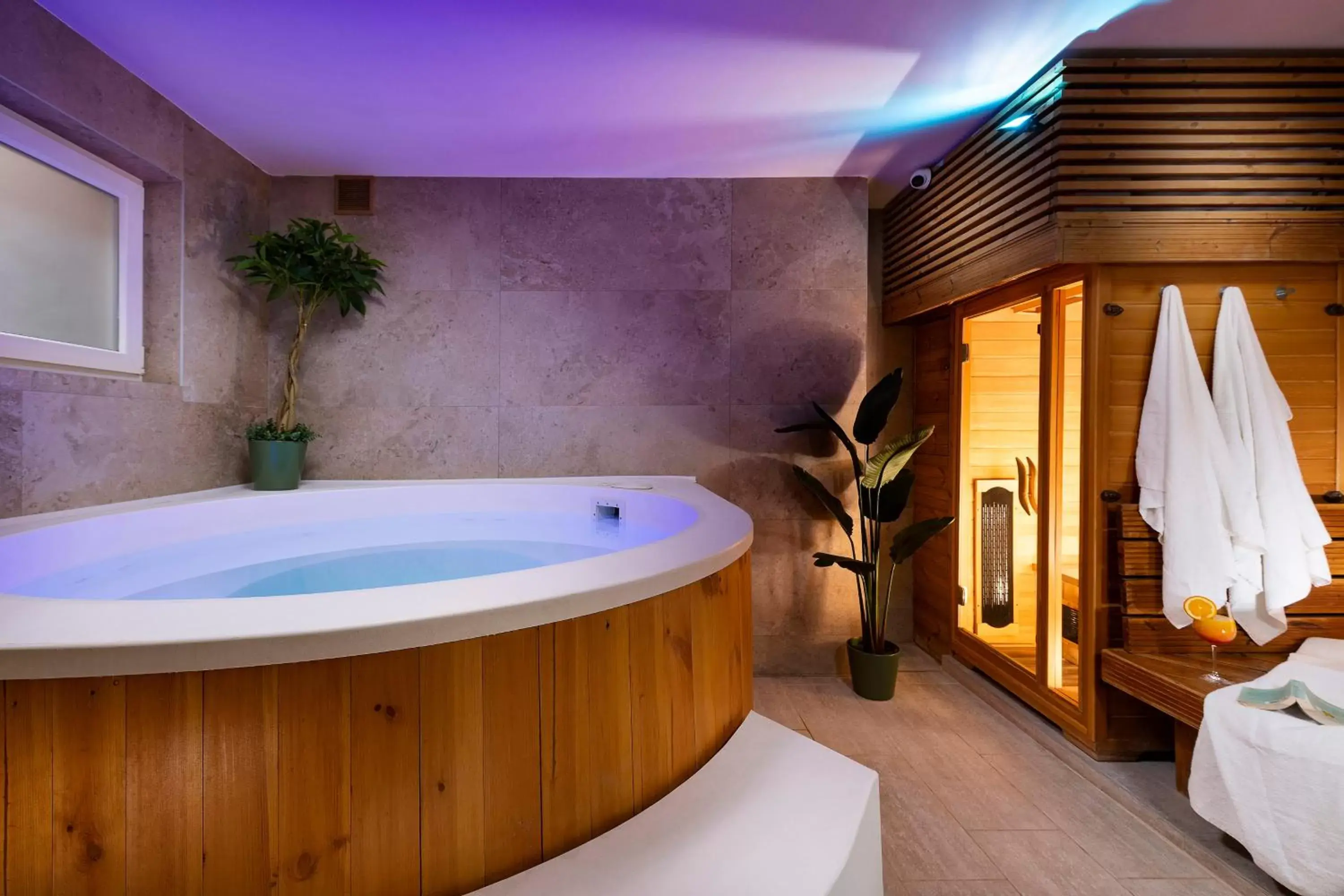 Spa and wellness centre/facilities, Bathroom in Bo18 Hotel Superior