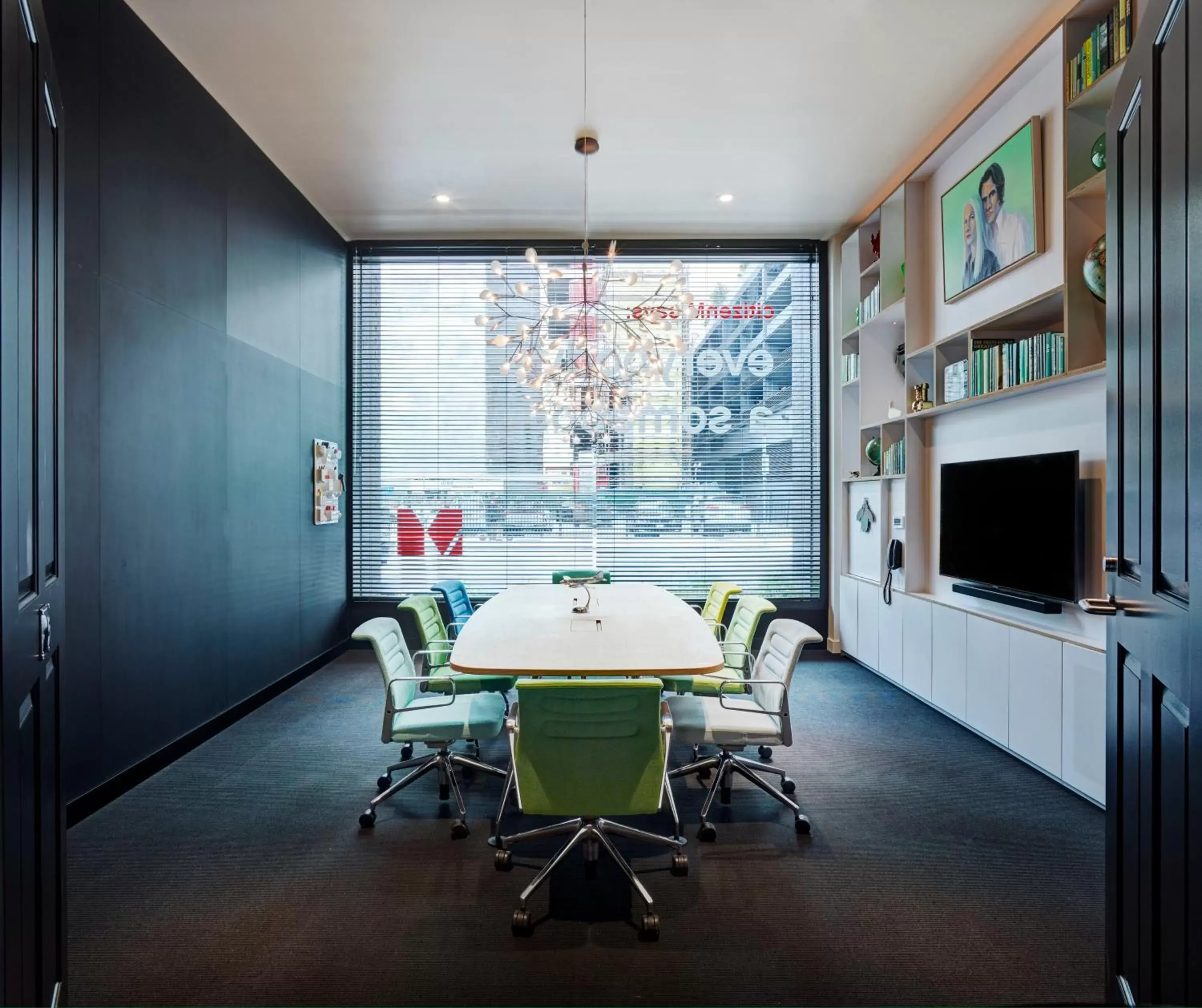 Meeting/conference room, Dining Area in citizenM Los Angeles Downtown