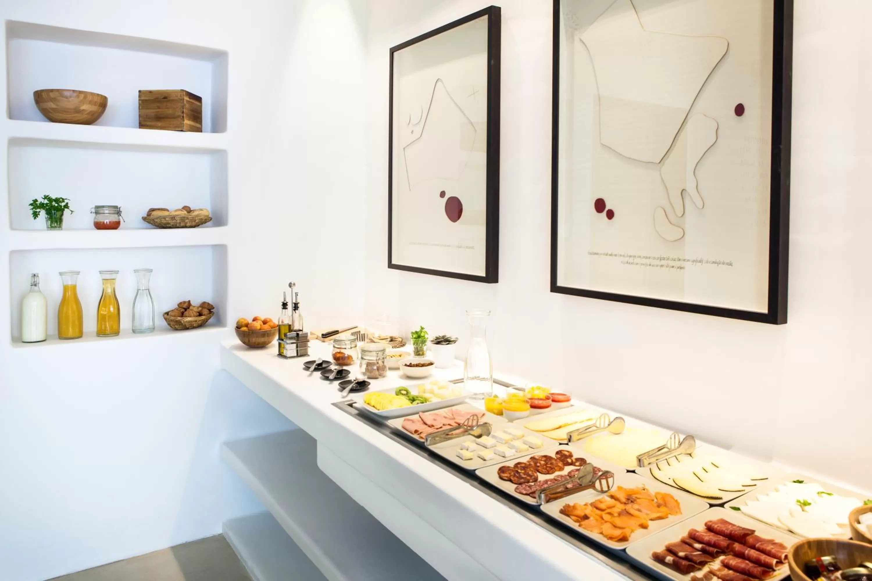 Breakfast in HM Balanguera