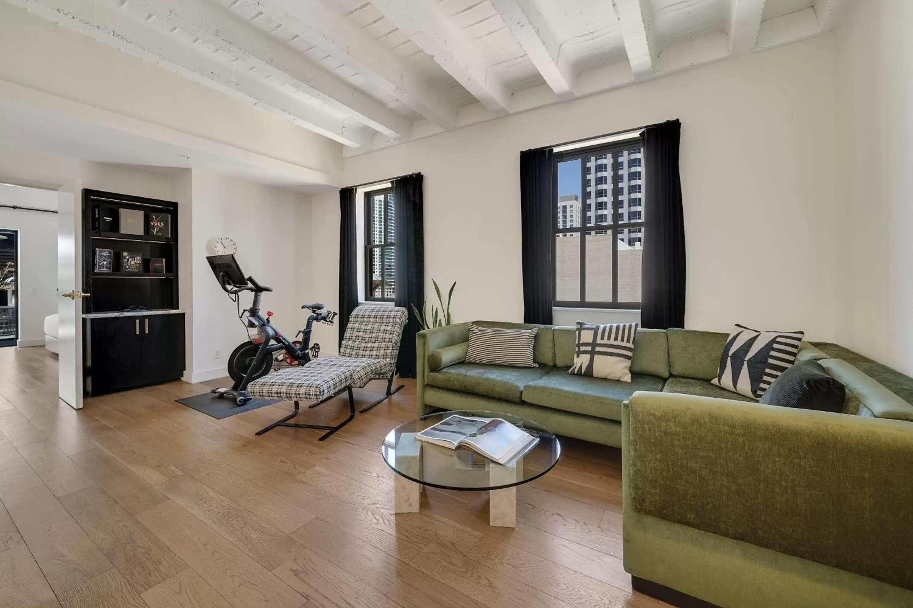 Living room, Seating Area in The Guild Hotel, San Diego, a Tribute Portfolio Hotel