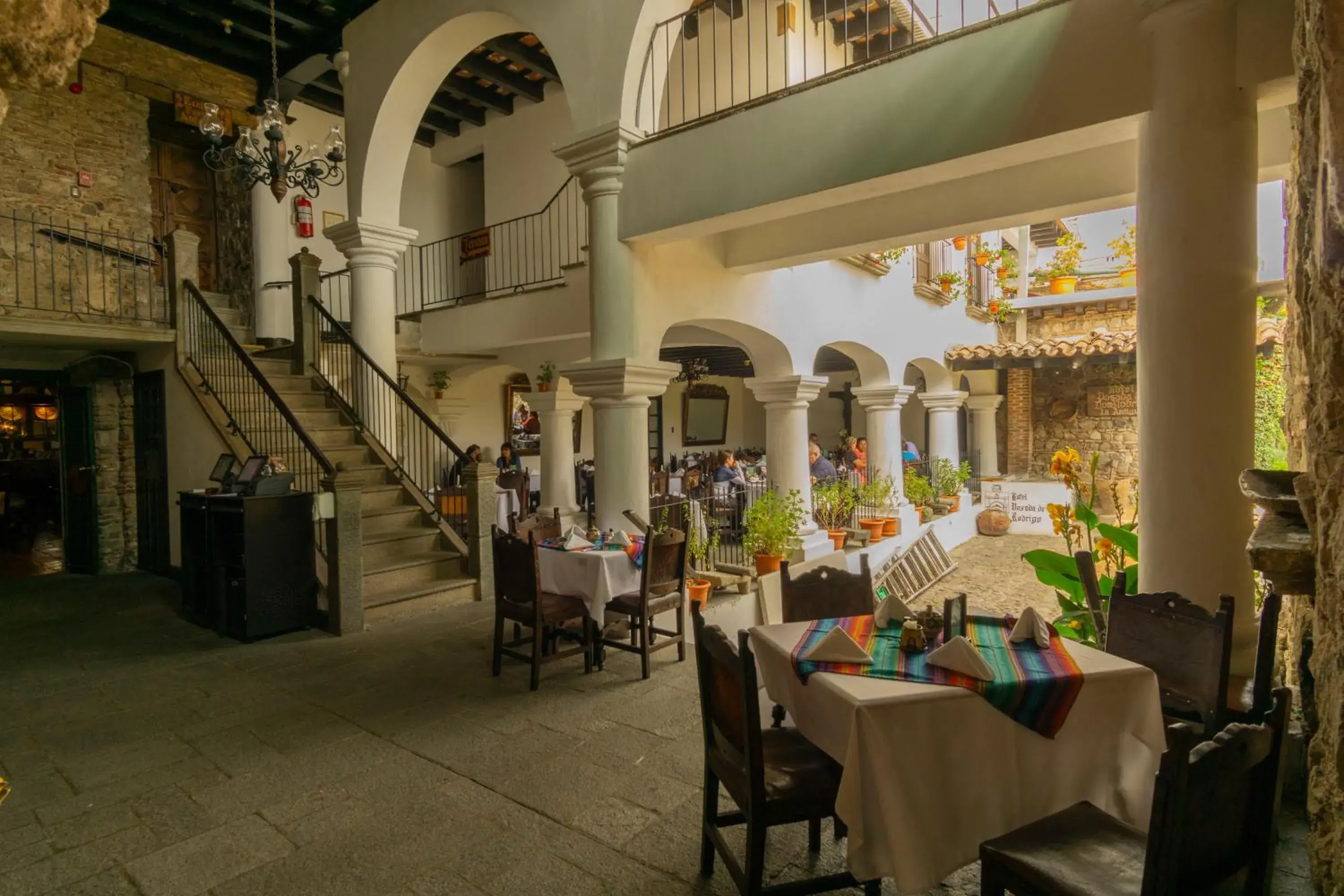 Restaurant/Places to Eat in Hotel Posada de Don Rodrigo Antigua