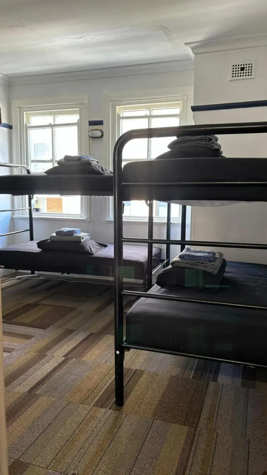 Bed, Bunk Bed in Sydney Central Backpackers