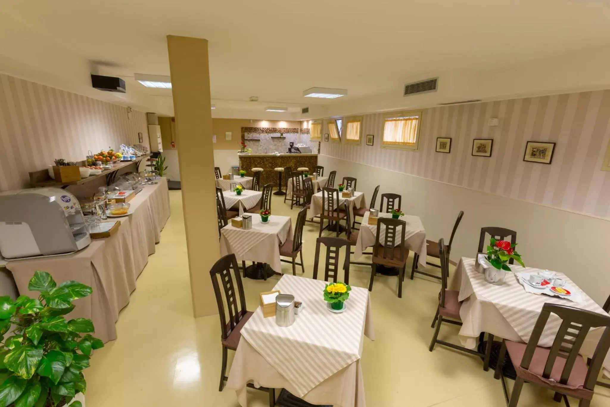 Continental breakfast, Restaurant/Places to Eat in Hotel La Campagnola