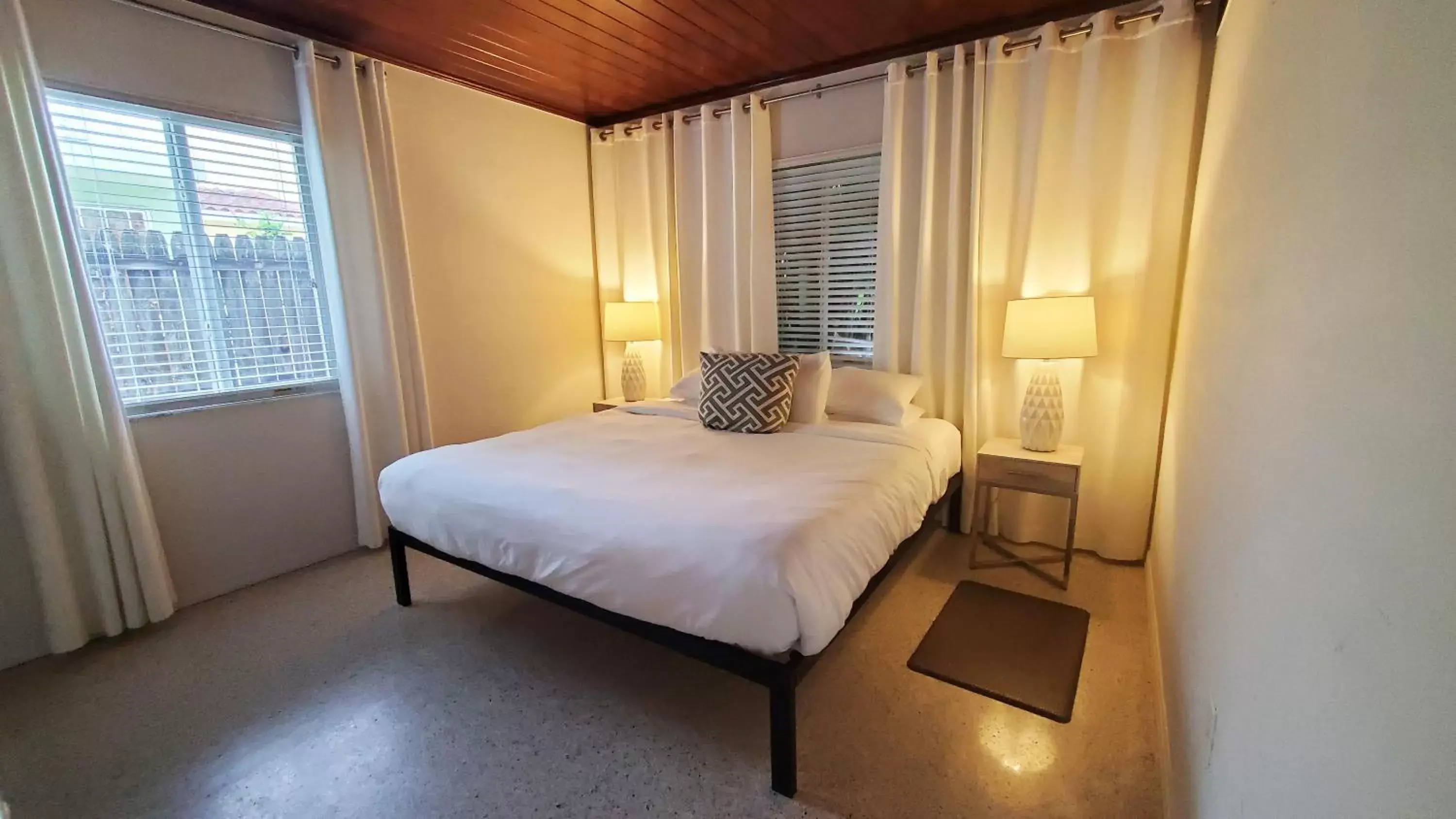 Bedroom, Bed in Casey Key Resort - Gulf Shores