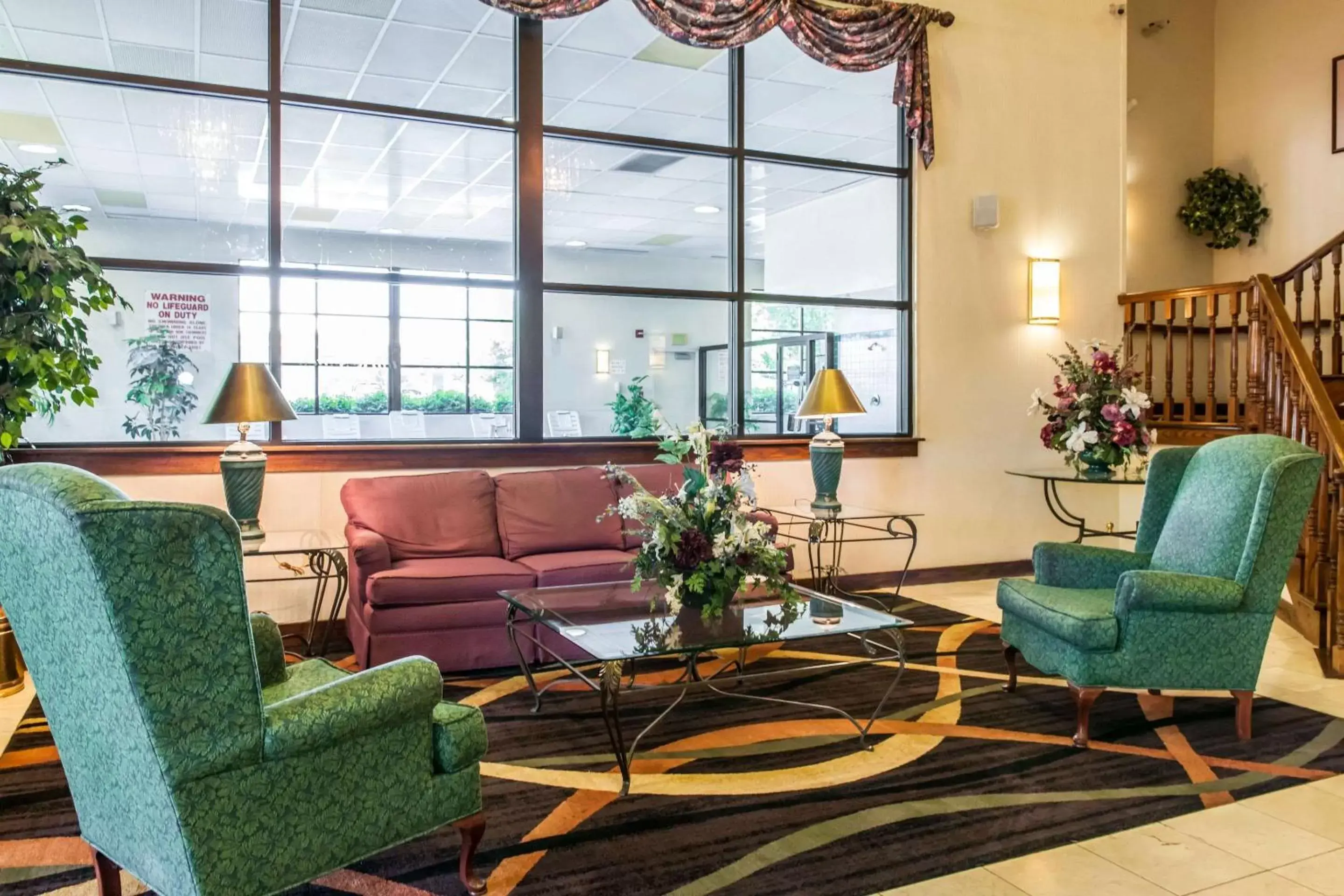 Lobby or reception in Clarion Inn & Suites Northwest