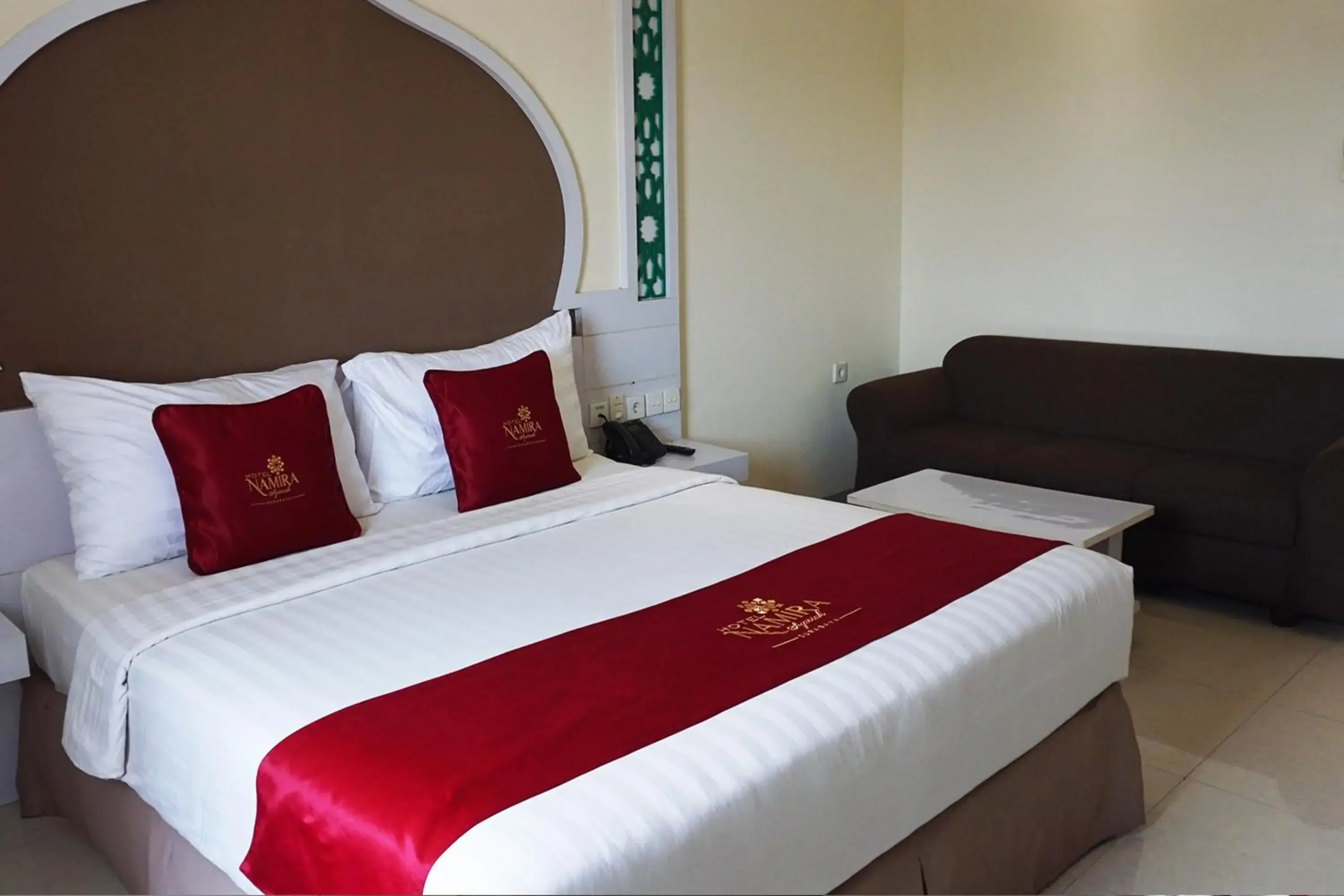 Bed in Namira Syariah Hotel Surabaya