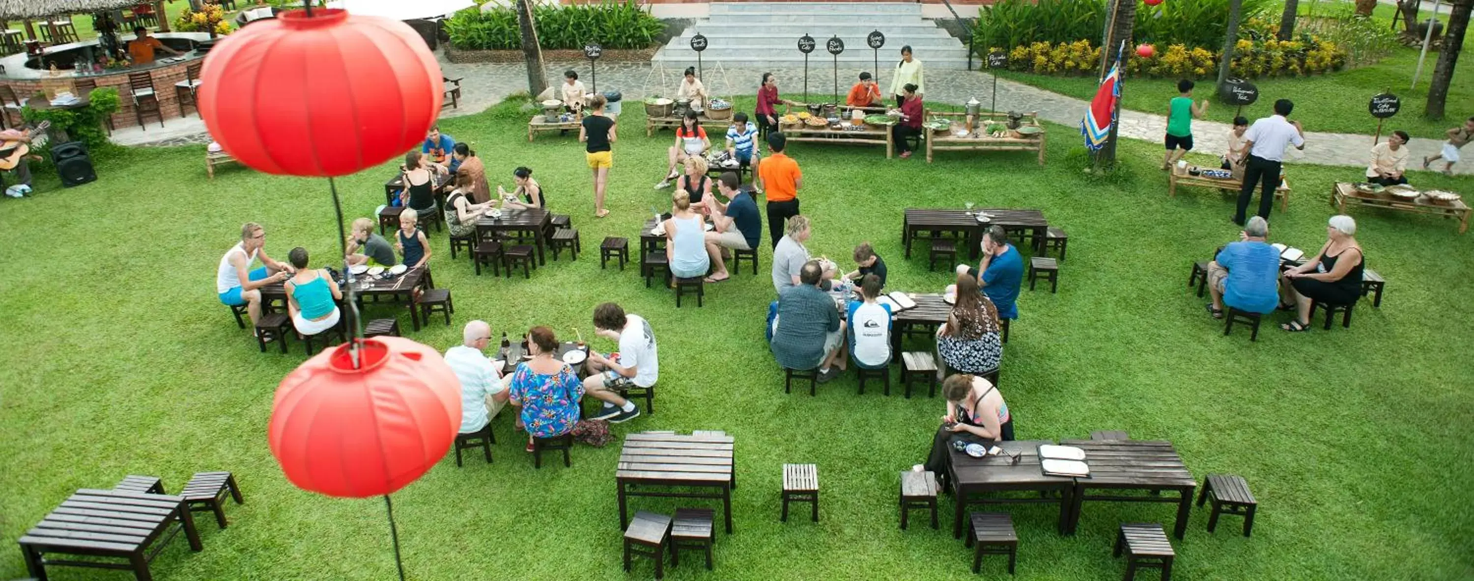 Garden in Vinh Hung Riverside Resort & Spa