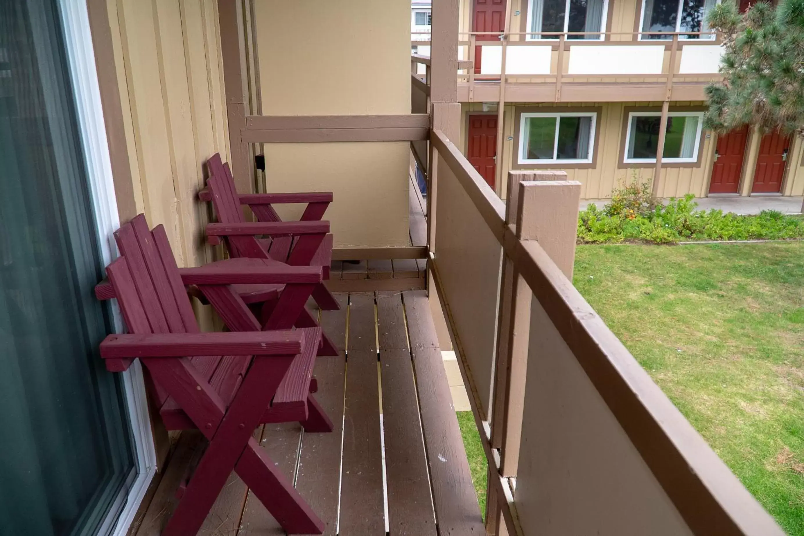 Balcony/Terrace in Silver Surf Motel