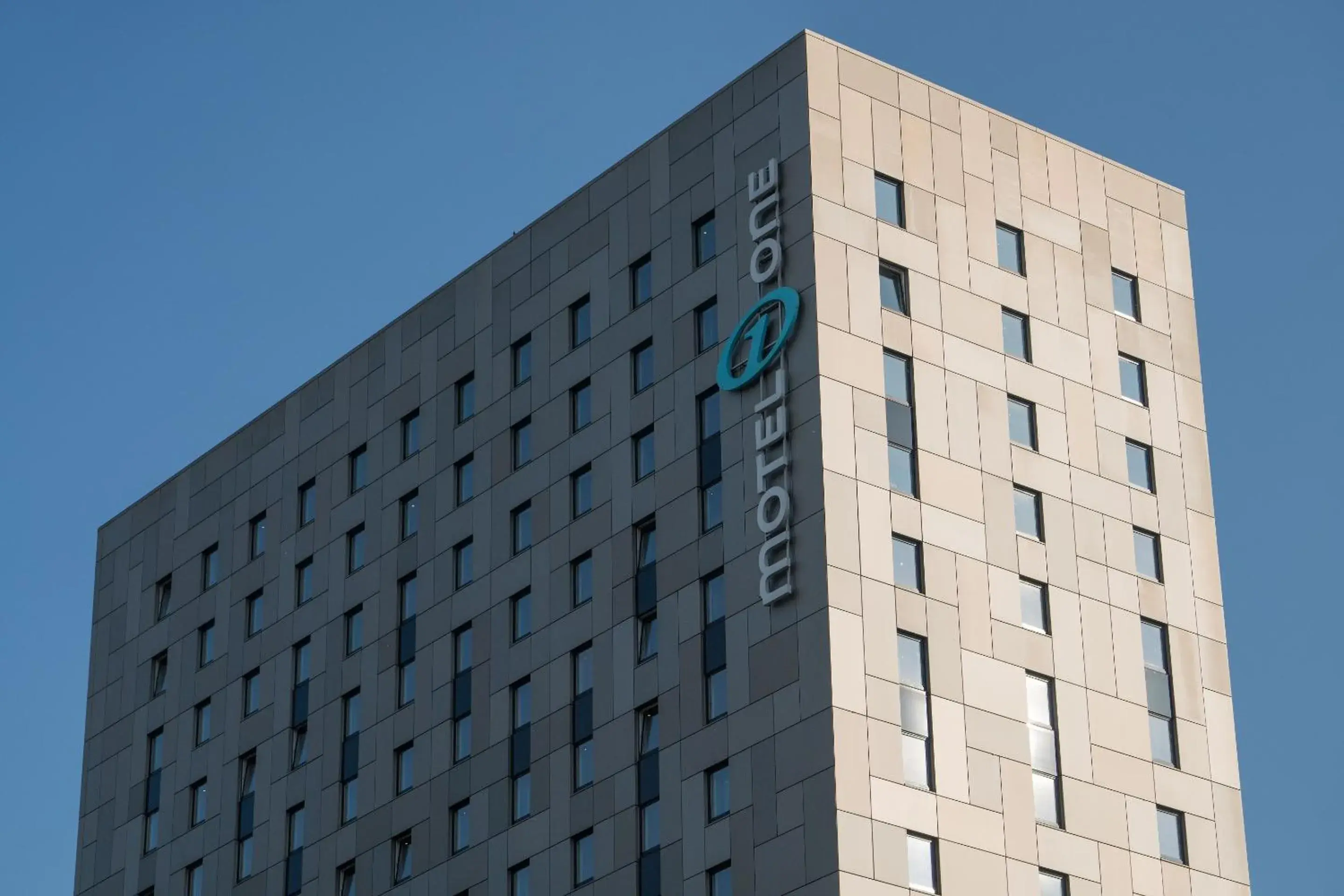 Property building in Motel One Hamburg-Alster