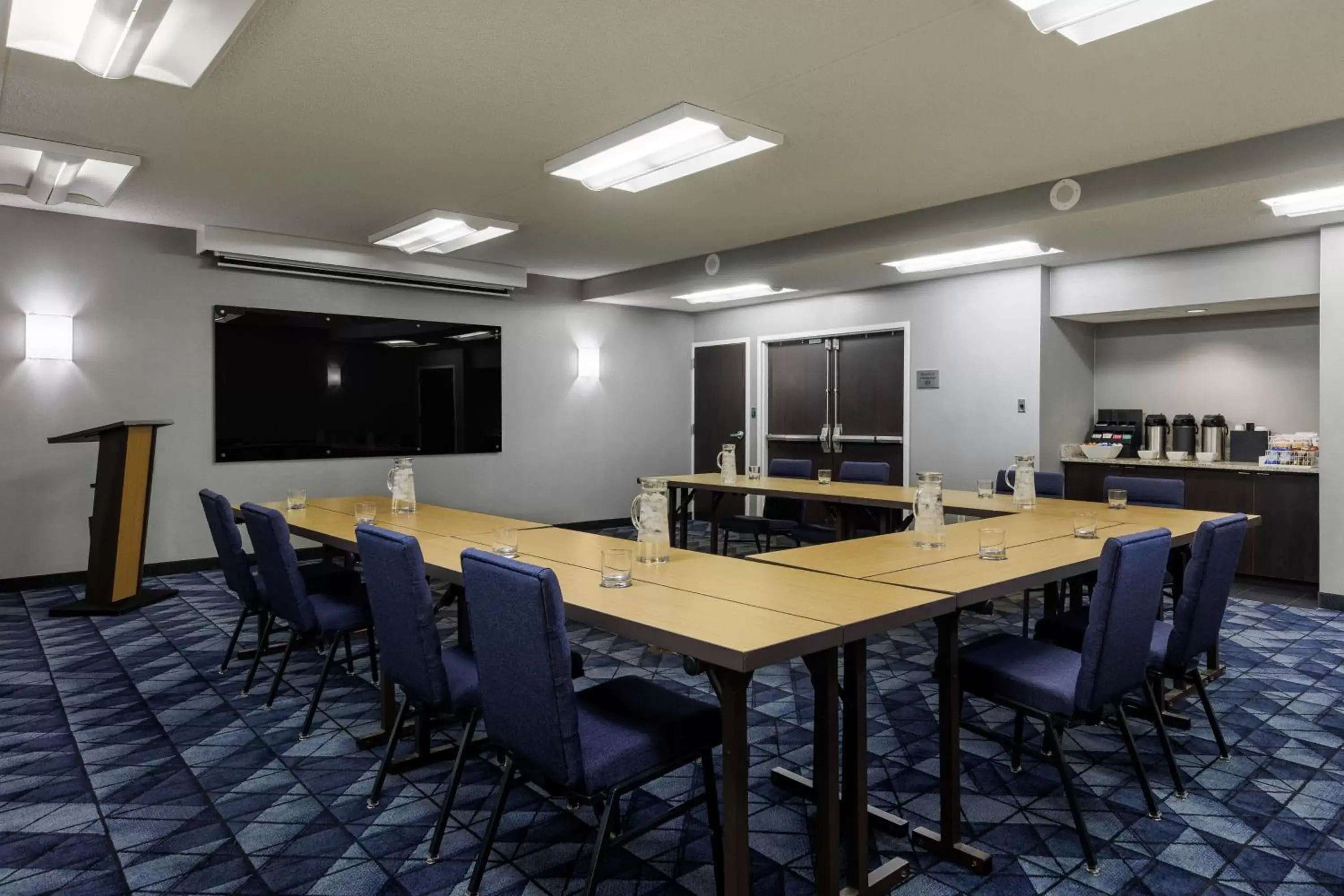 Meeting/conference room in Courtyard by Marriott Denver Central Park