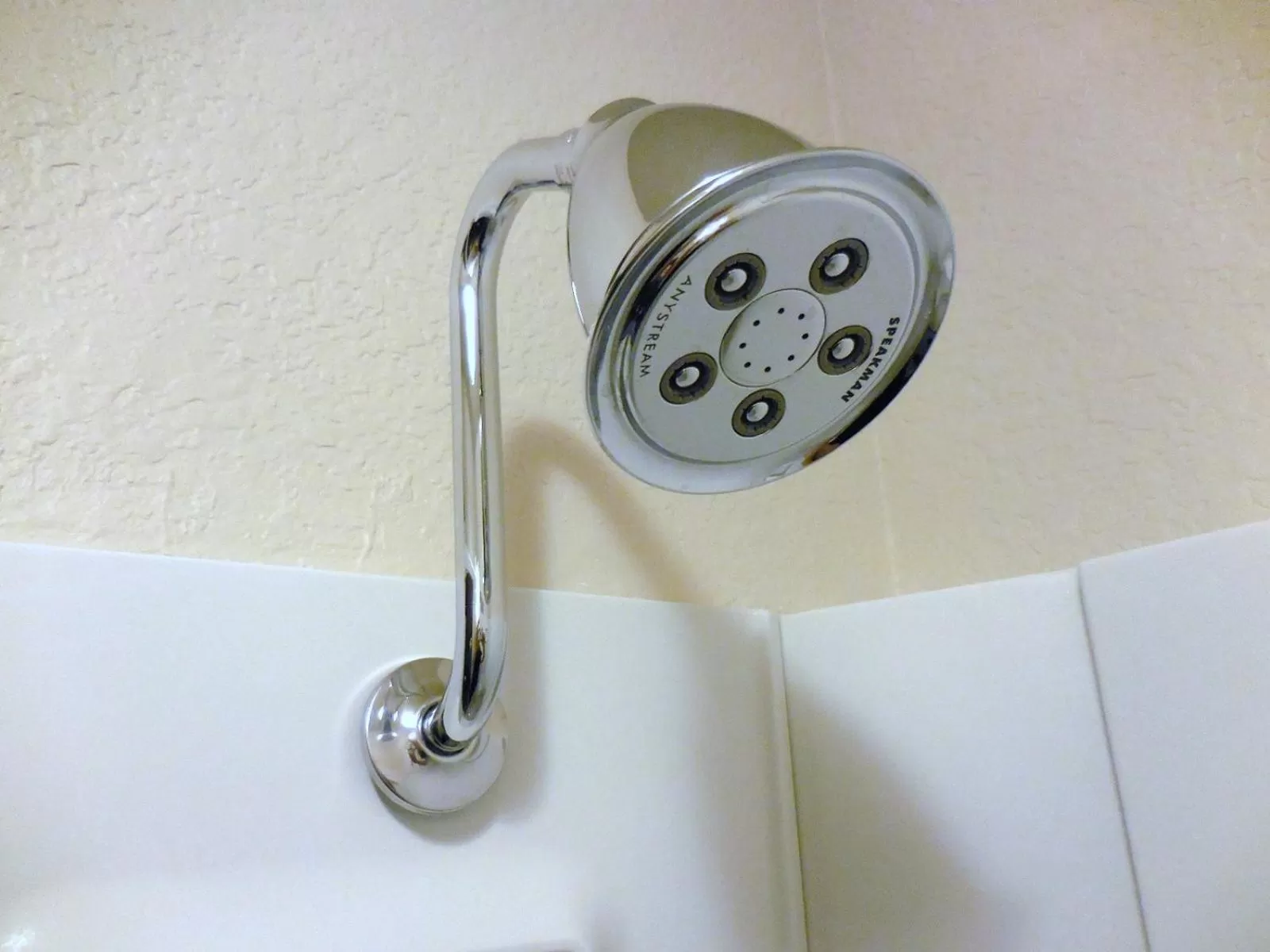 Bathroom in SilverStone Inn & Suites Spokane Valley